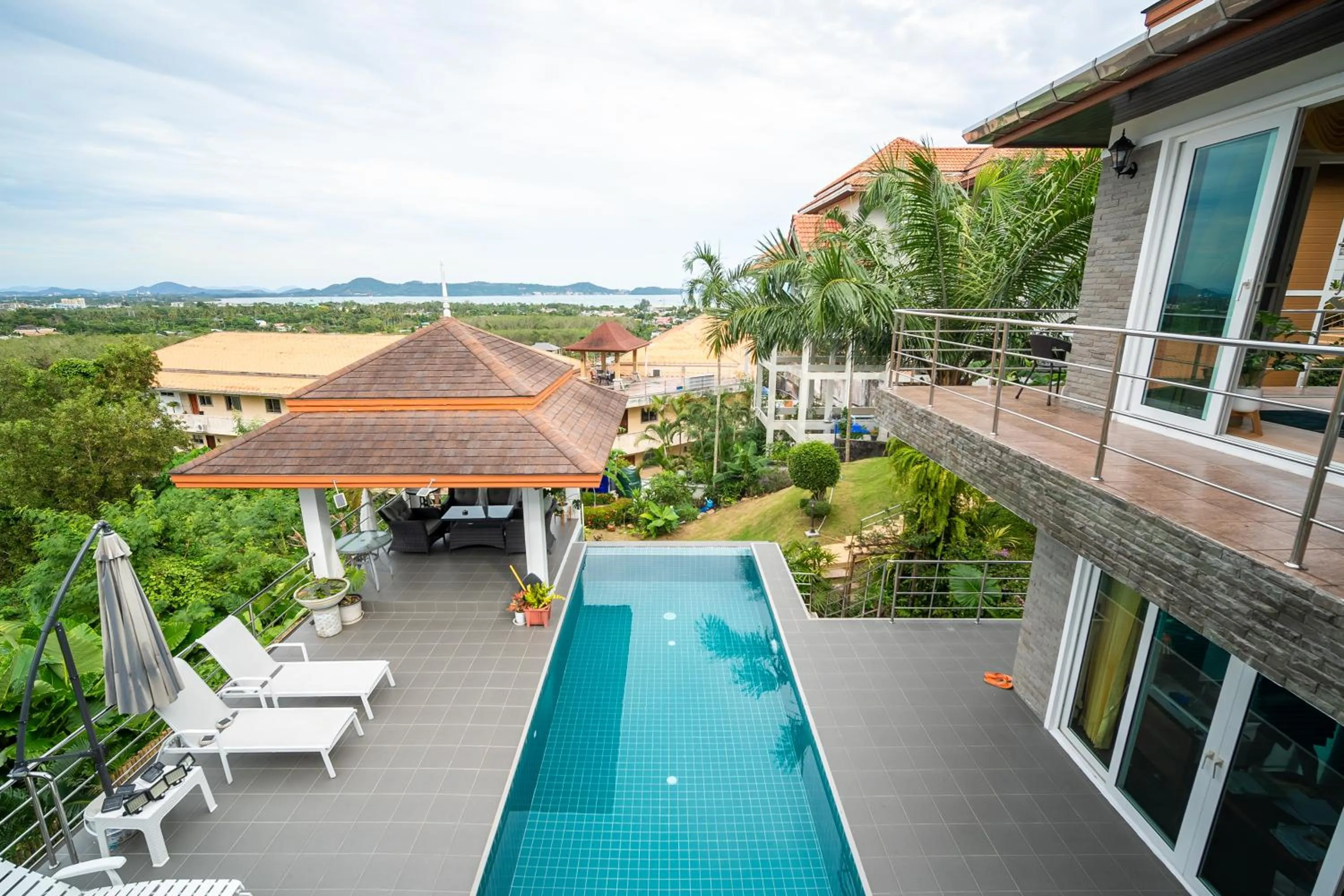 Day in ฺBaan Waru seaview villa