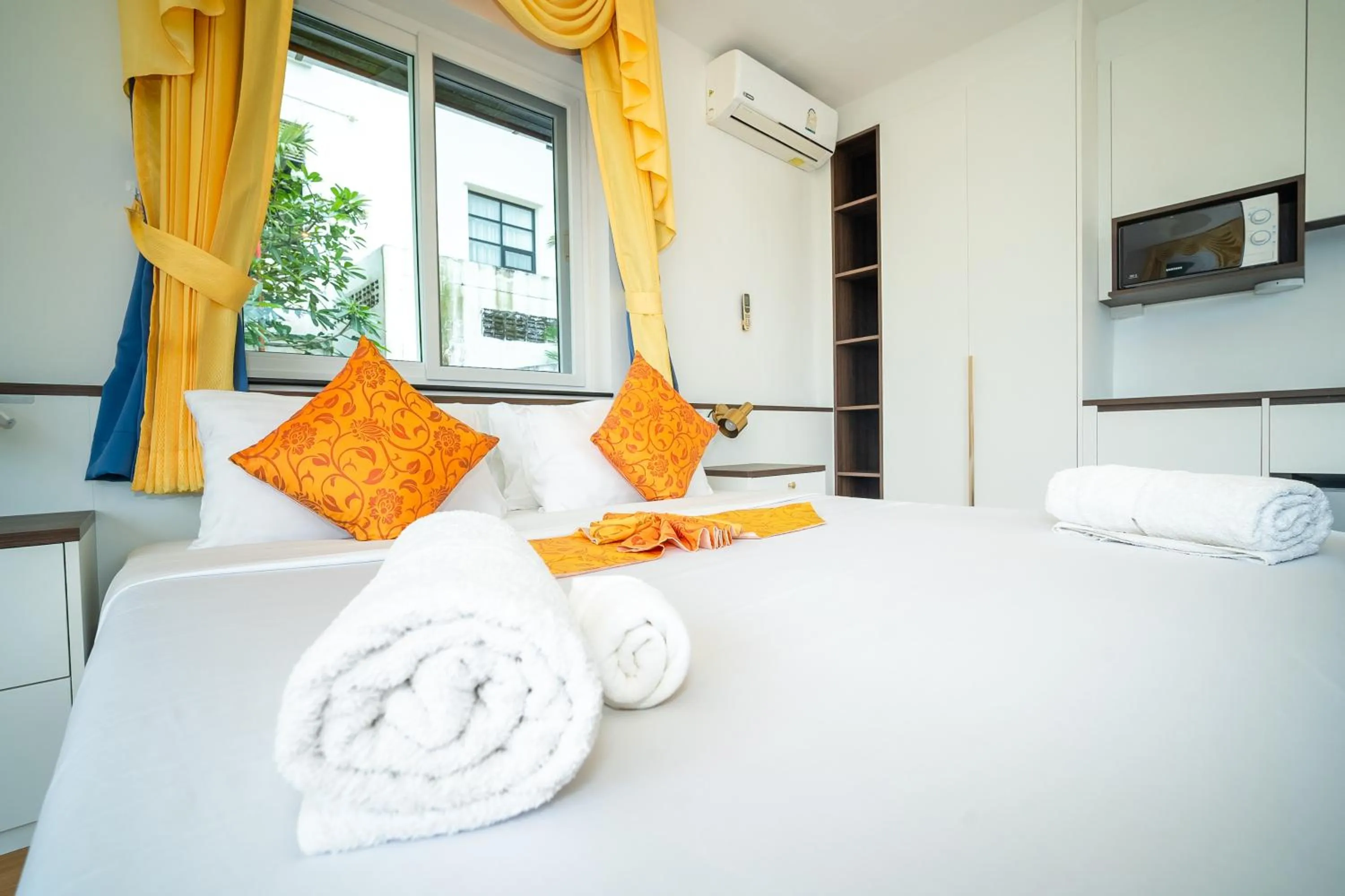 Bed in ฺBaan Waru seaview villa