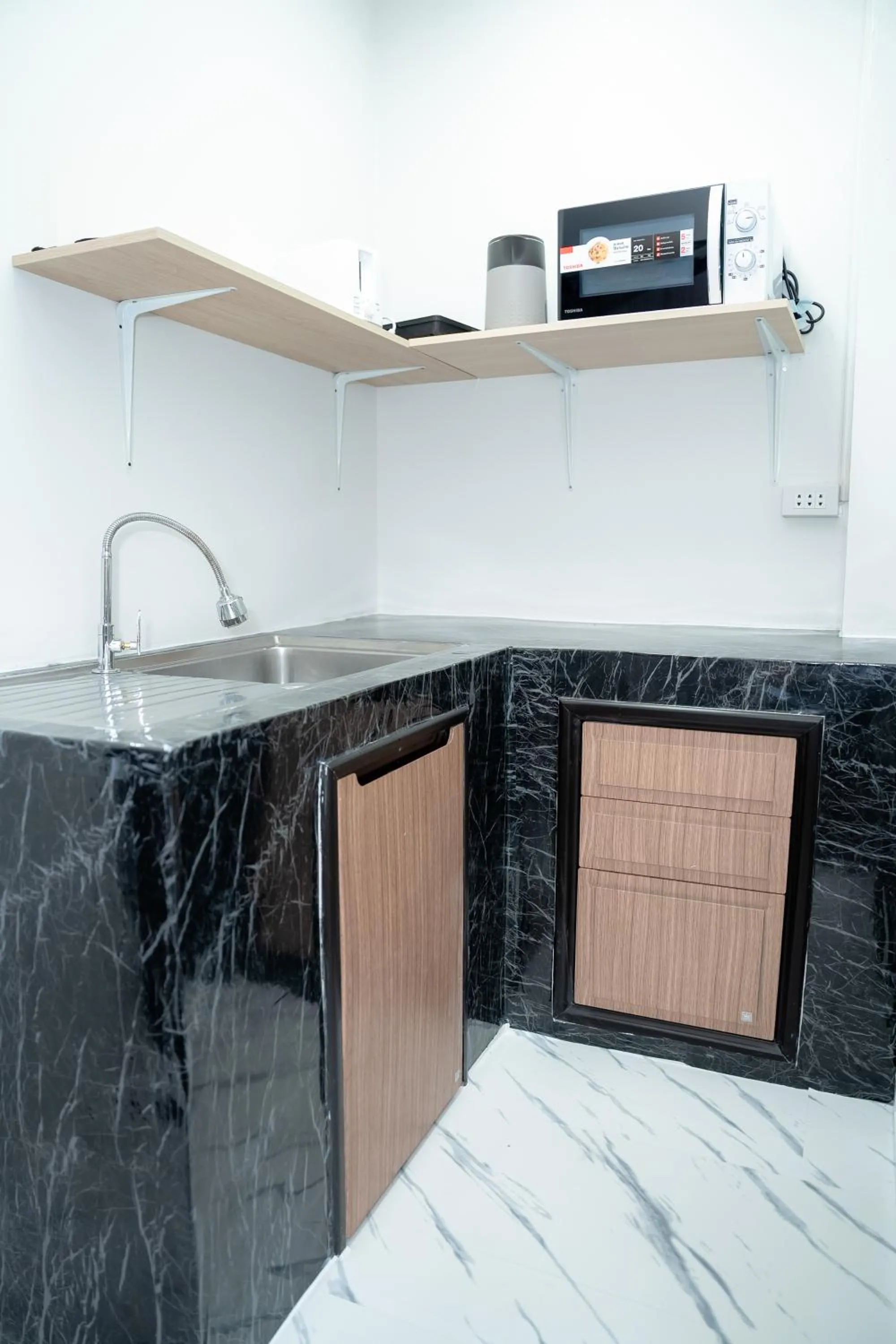 Kitchen or kitchenette in ฺBaan Waru seaview villa