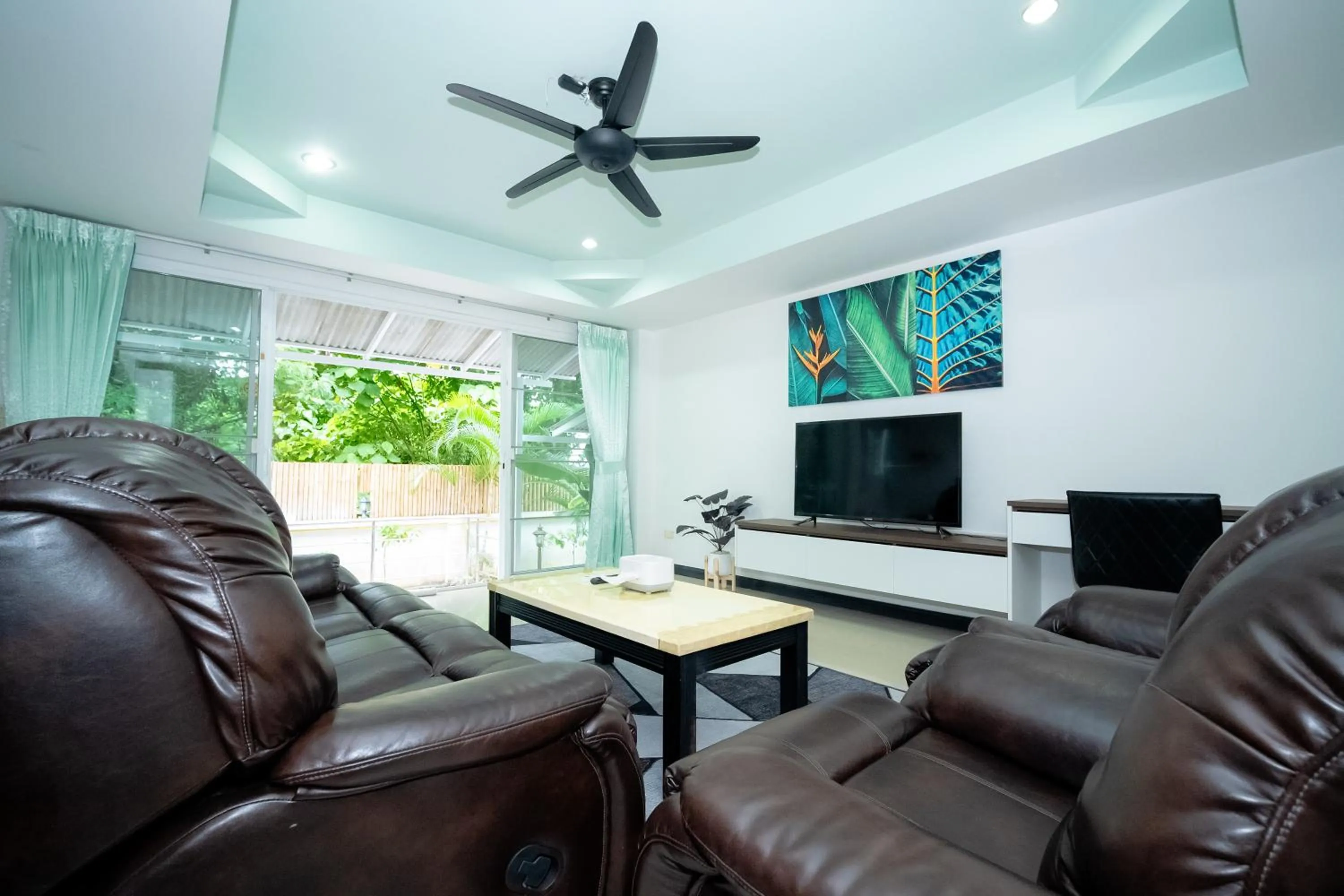 ฺBaan Waru seaview villa