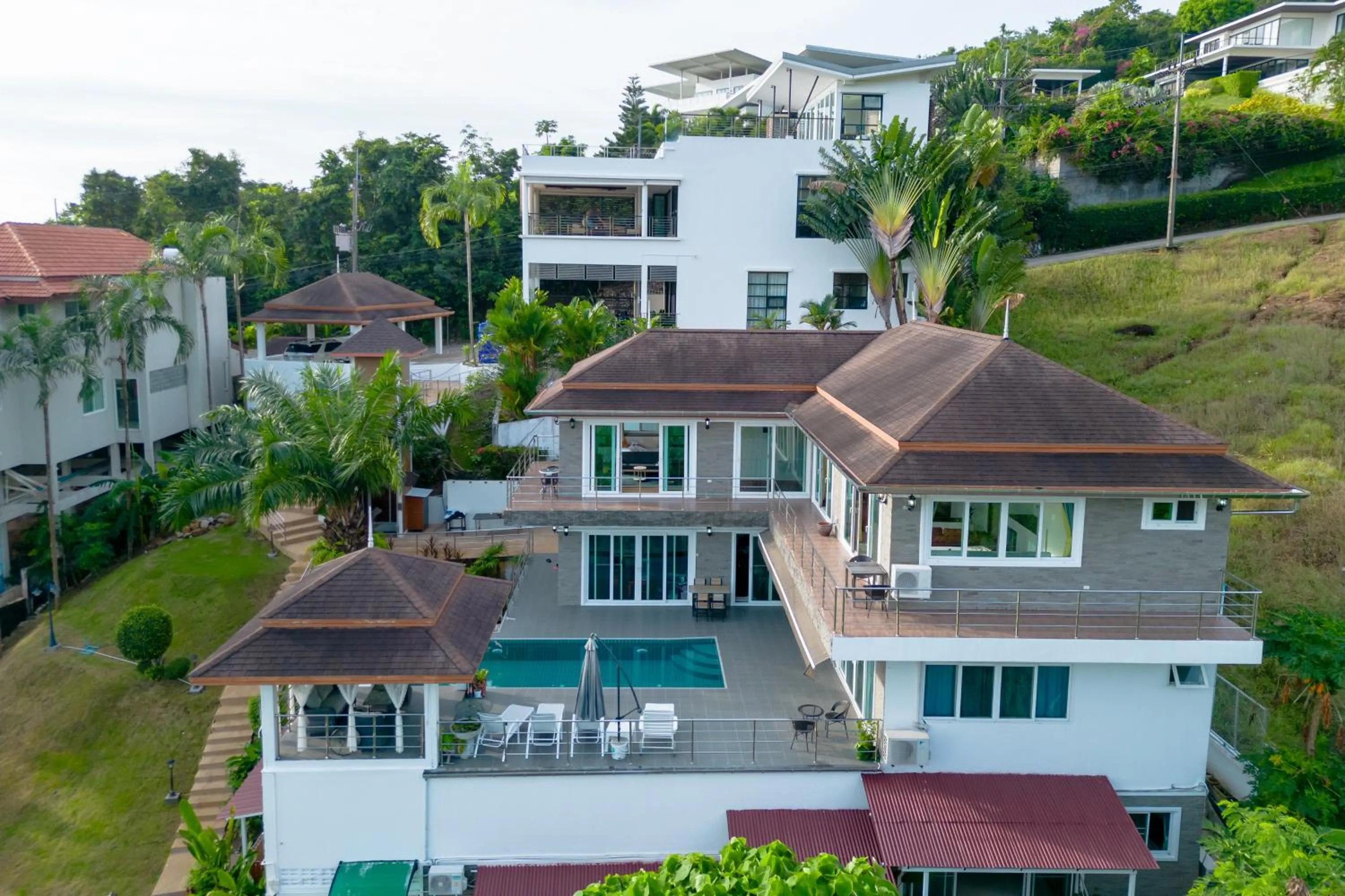 ฺBaan Waru seaview villa