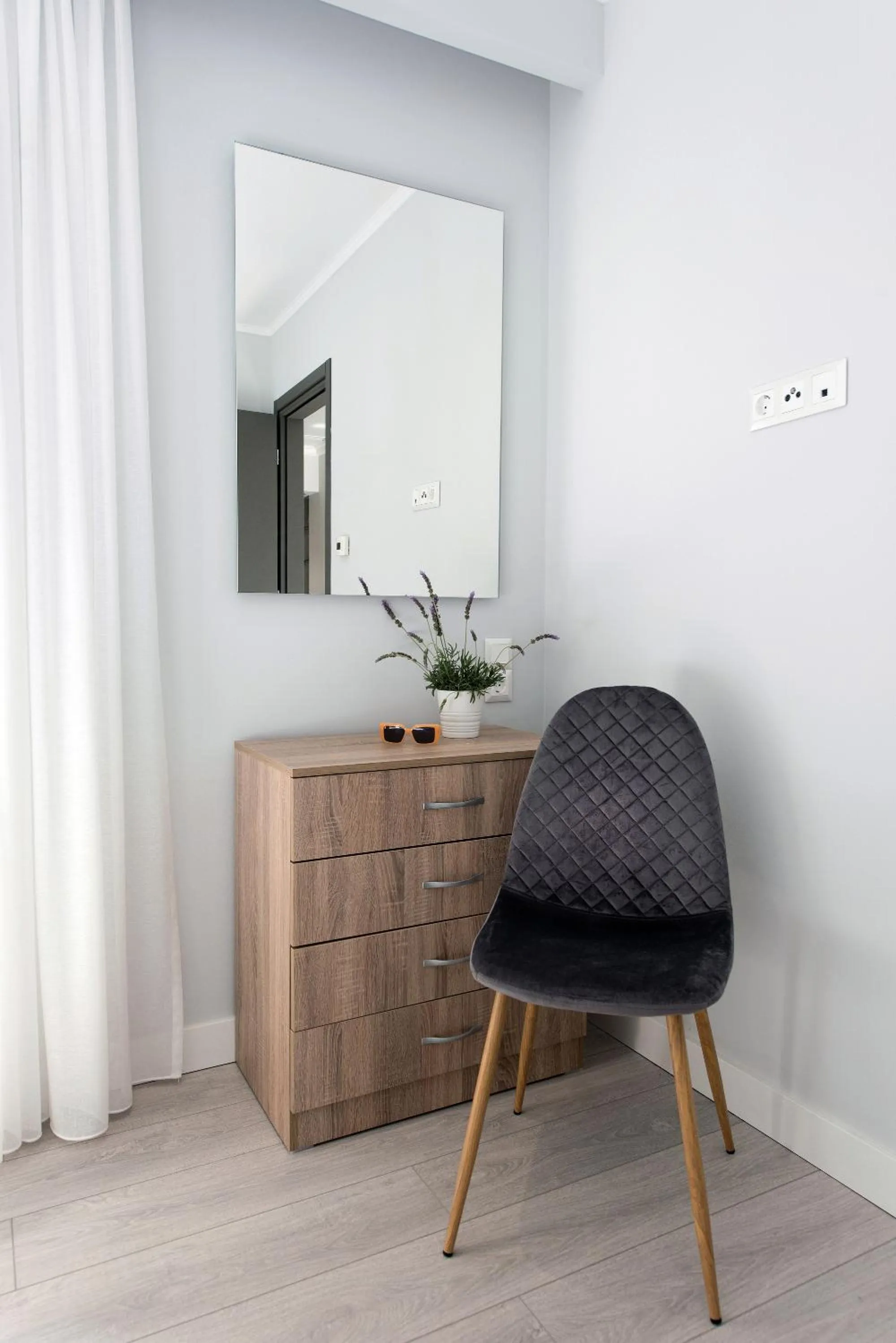 hair dresser in Pelagia Apartment by Kormaris