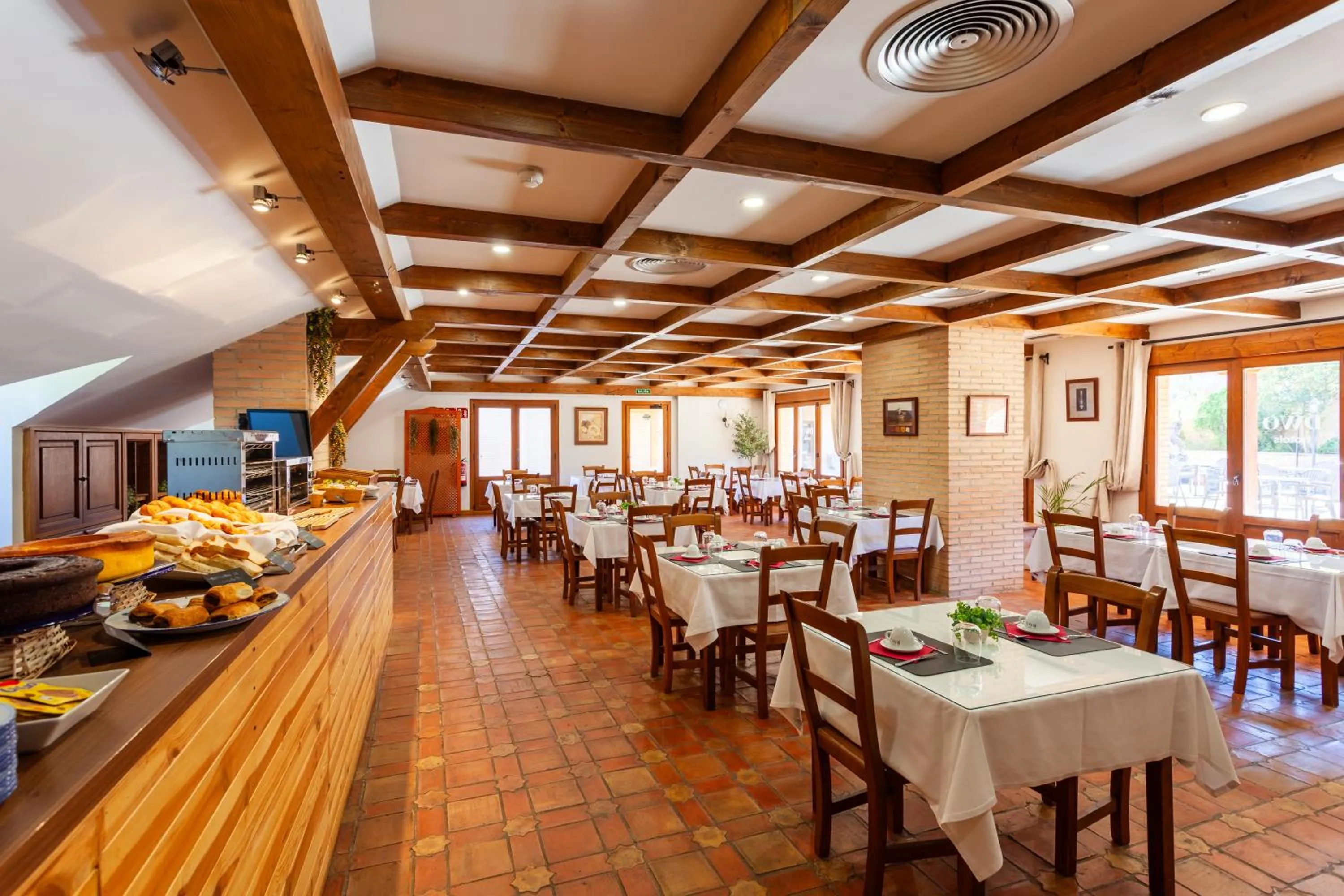 Restaurant/places to eat in DWO Rioja Wine Hotel