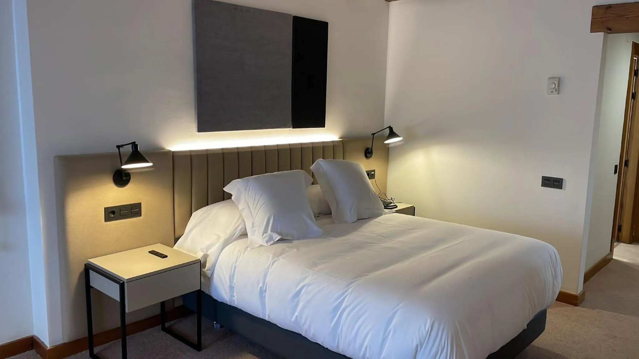 Bed in DWO Rioja Wine Hotel