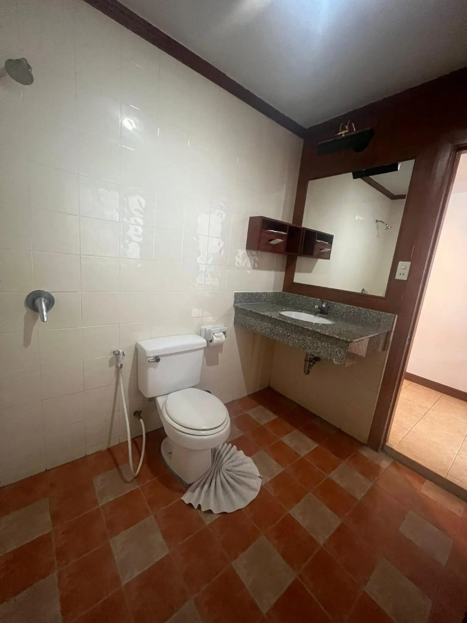 Toilet in Talya Patong Hotel
