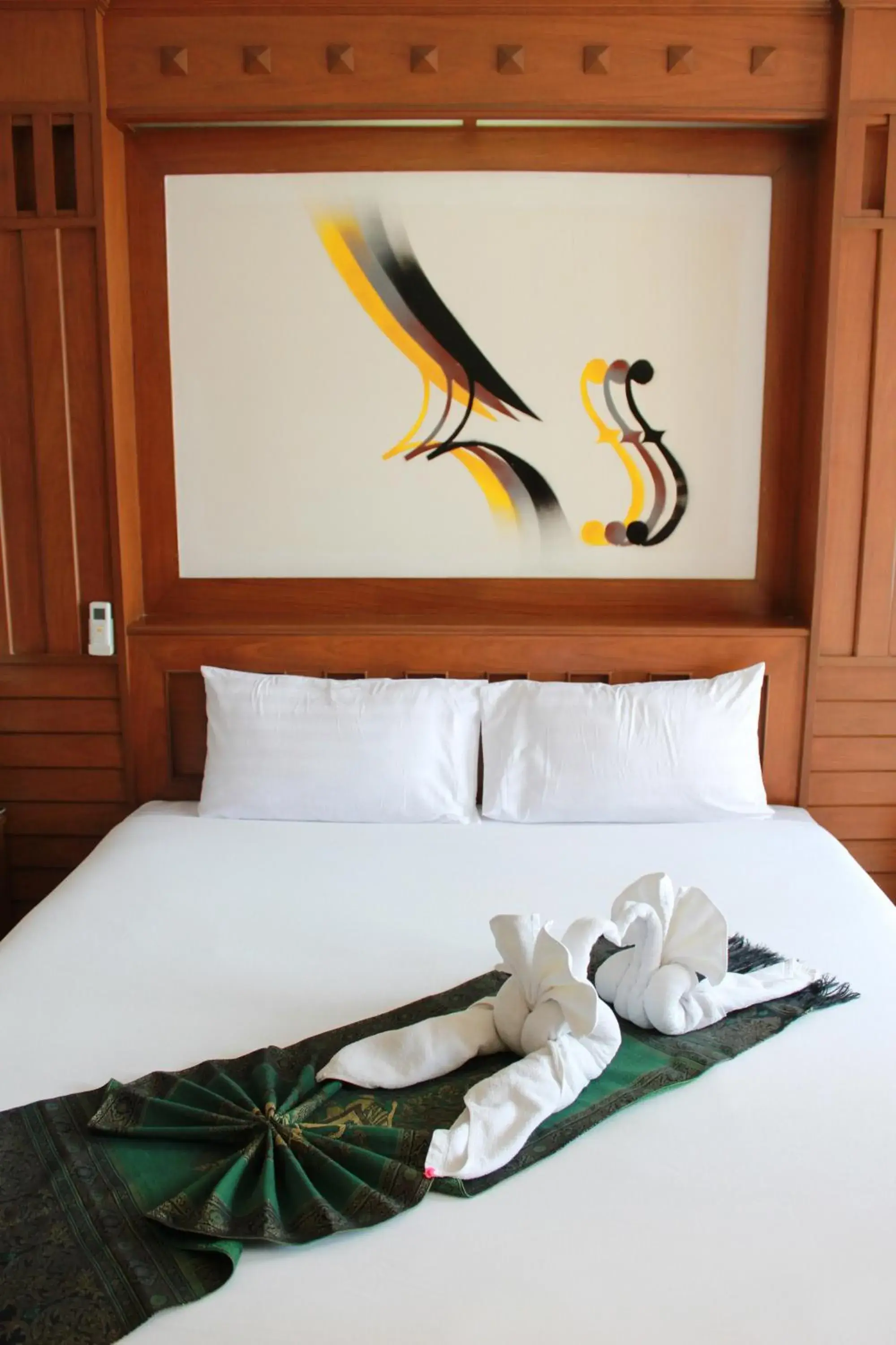 Deluxe Double Room with Balcony in Talya Patong Hotel Deluxe Double Room with Balcony in Talya Patong Hotel