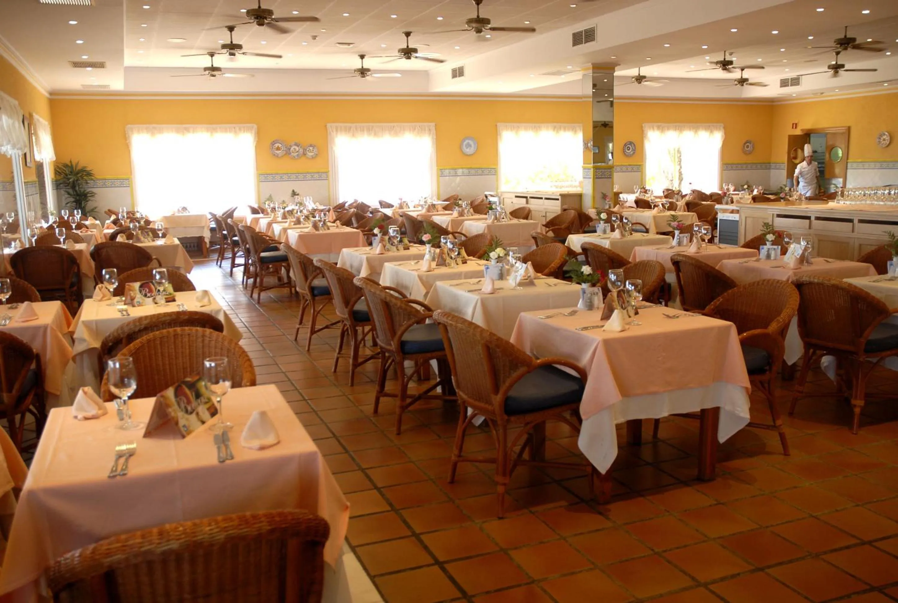 Restaurant/places to eat in Playavera