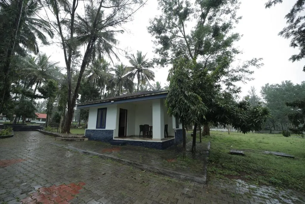 Property building in Green Park Resort