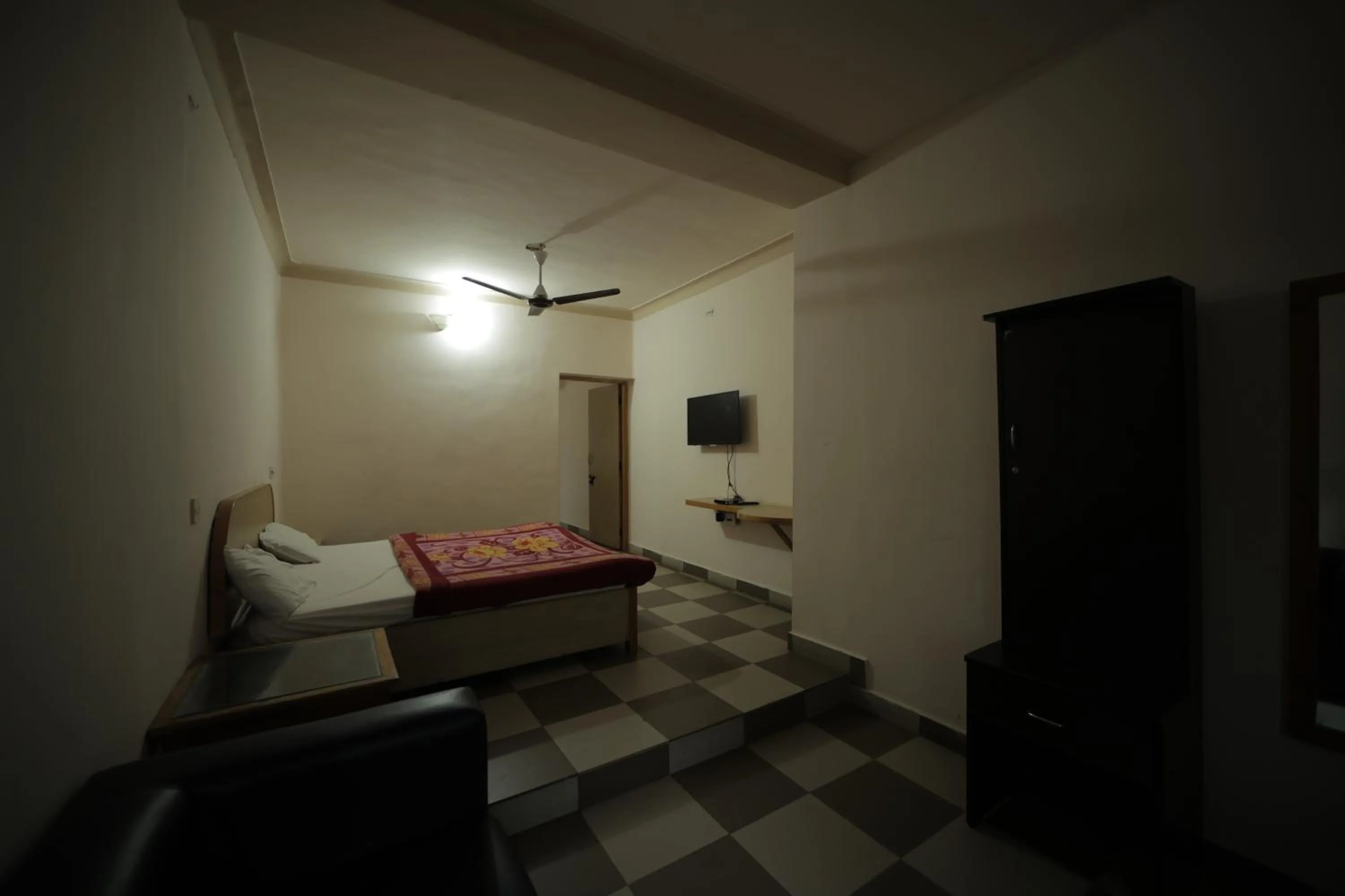 Bed in Green Park Resort