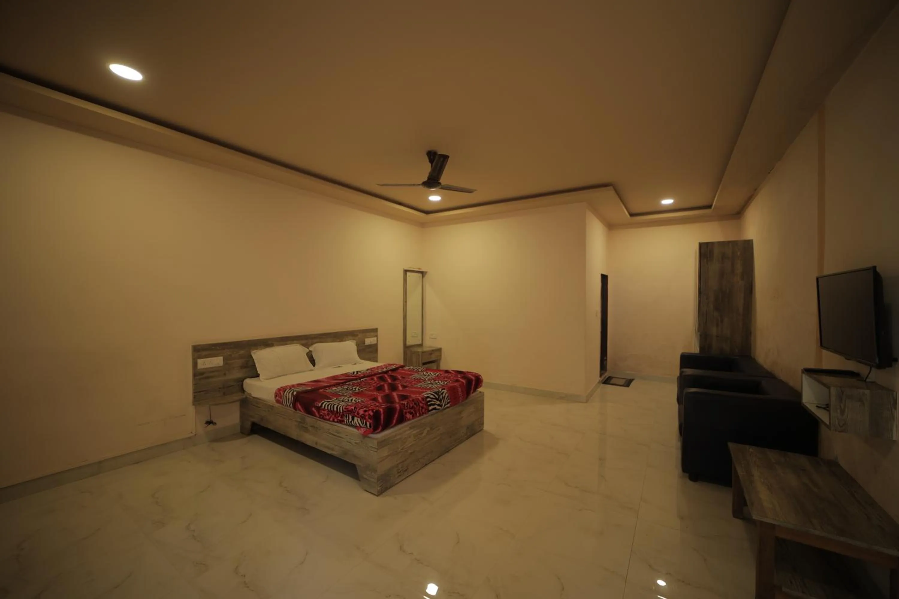 Bed in Green Park Resort