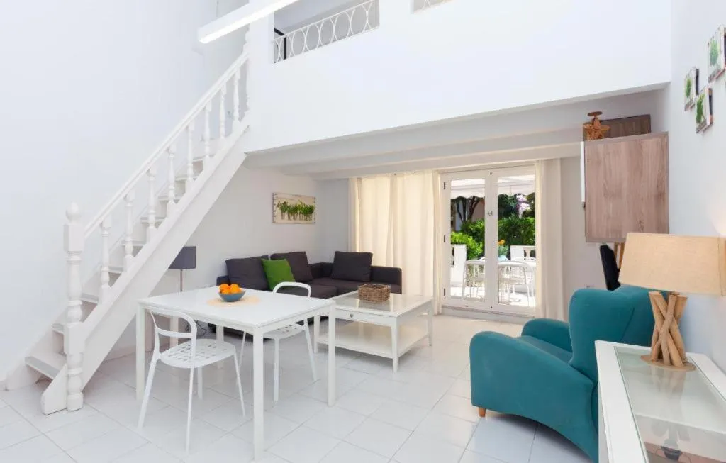 Living room in MR Hotelet de la Raconà & Apartments