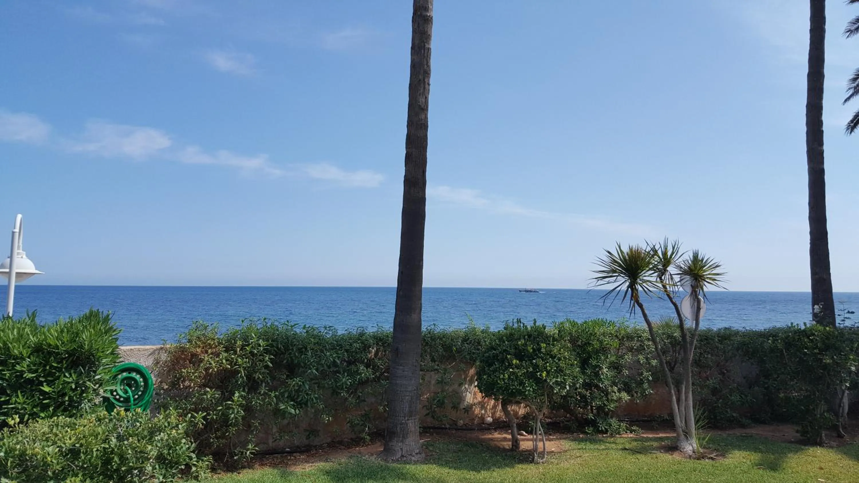 Sea view in MR Hotelet de la Raconà & Apartments