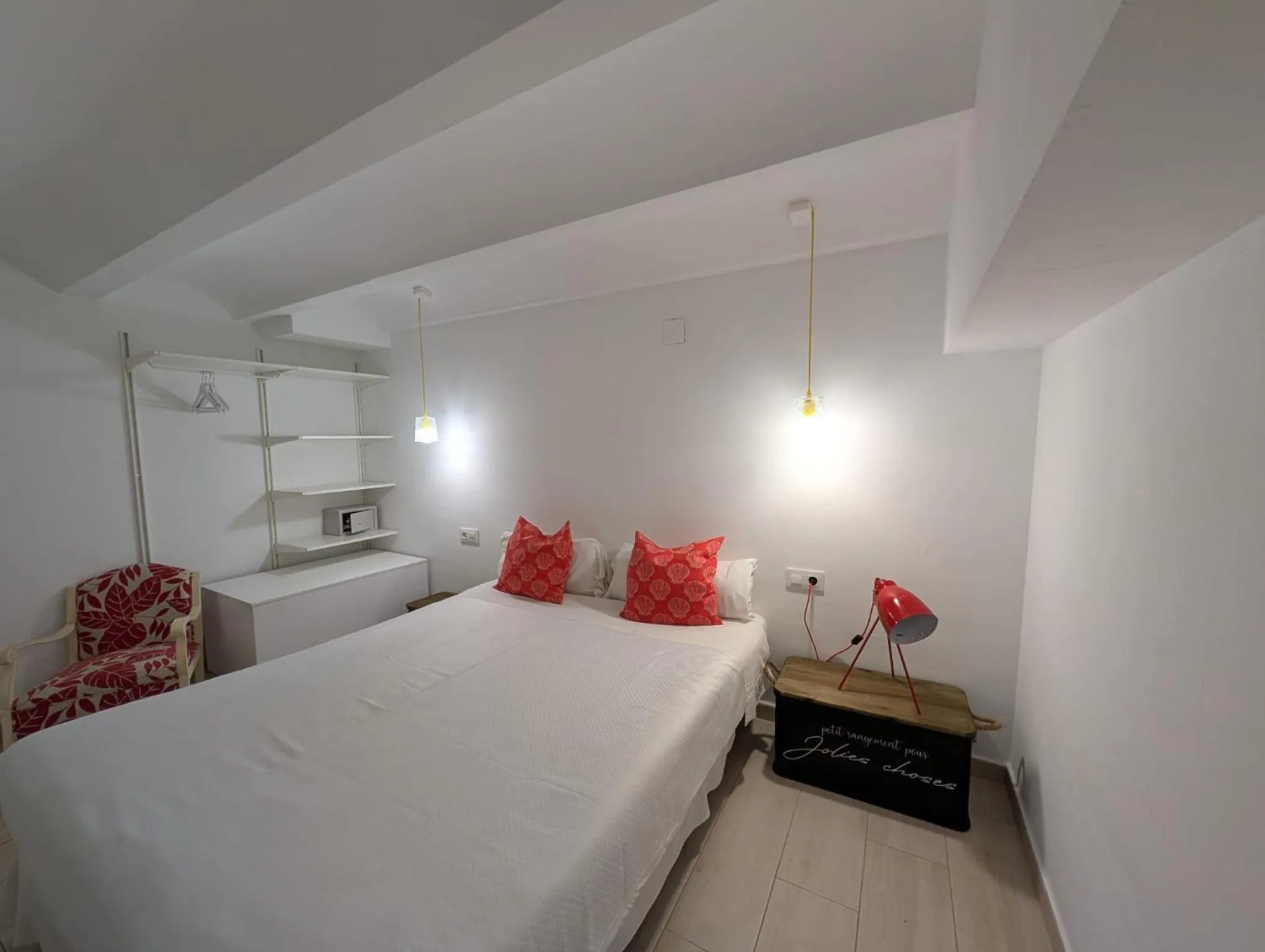 Bed in MR Hotelet de la Raconà & Apartments