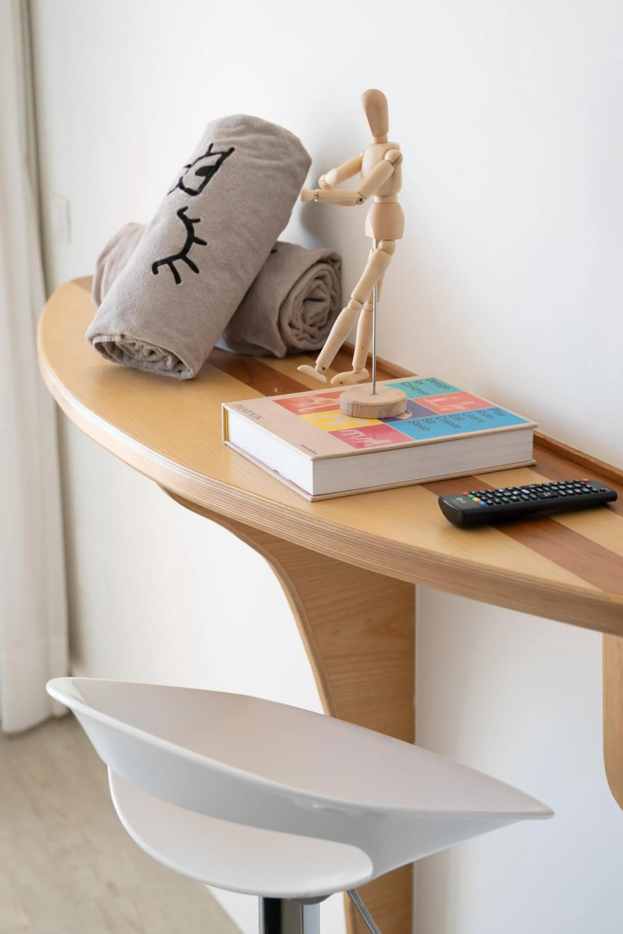 Decorative detail in INNSiDE by Meliá Wave Calviá