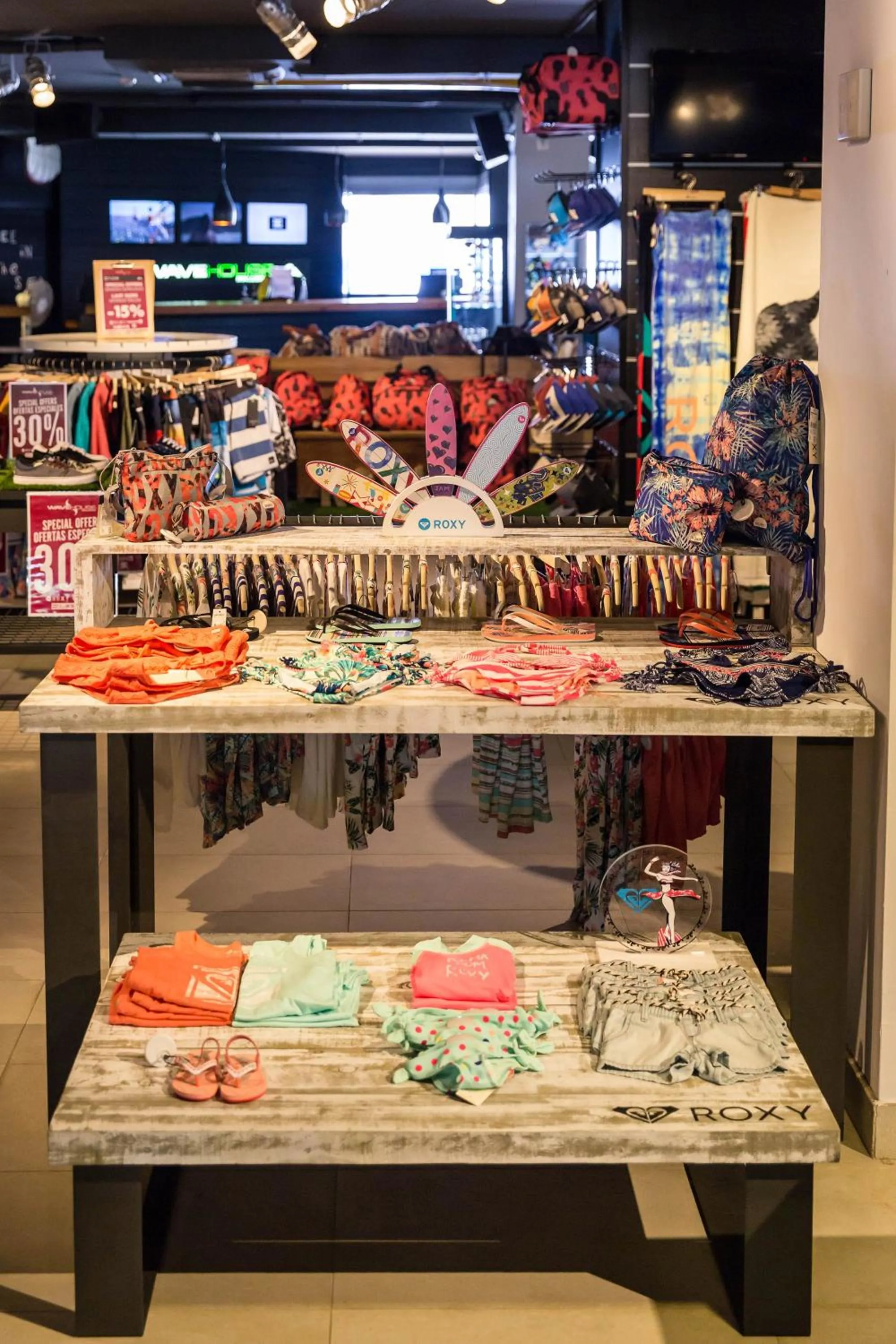 On-site shops in INNSiDE by Meliá Wave Calviá