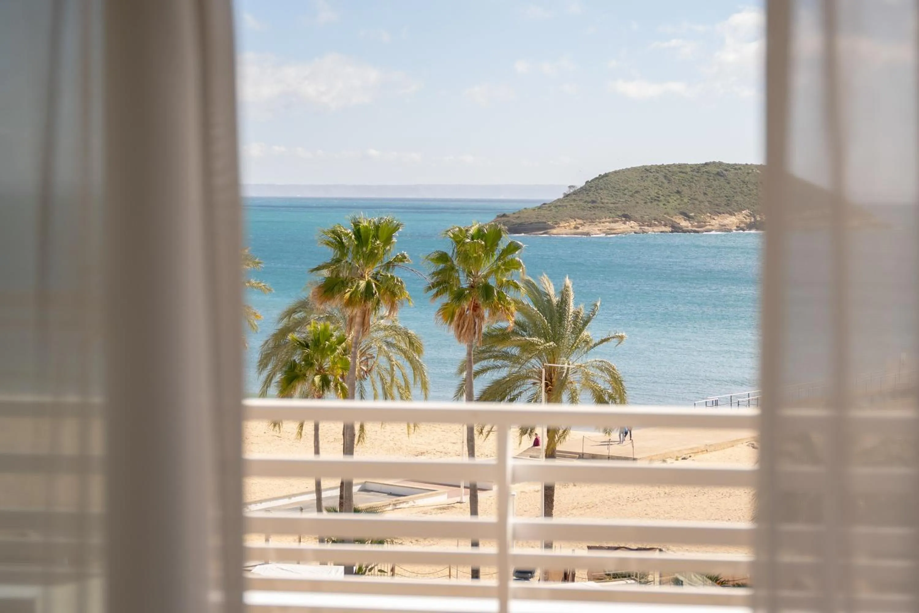 Sea view in INNSiDE by Meliá Wave Calviá