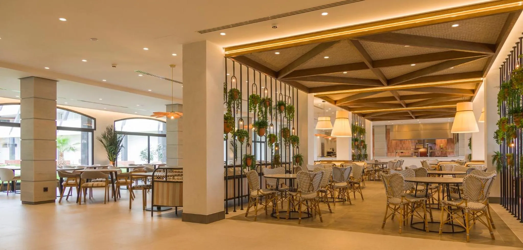 Restaurant/places to eat in Ilunion Islantilla