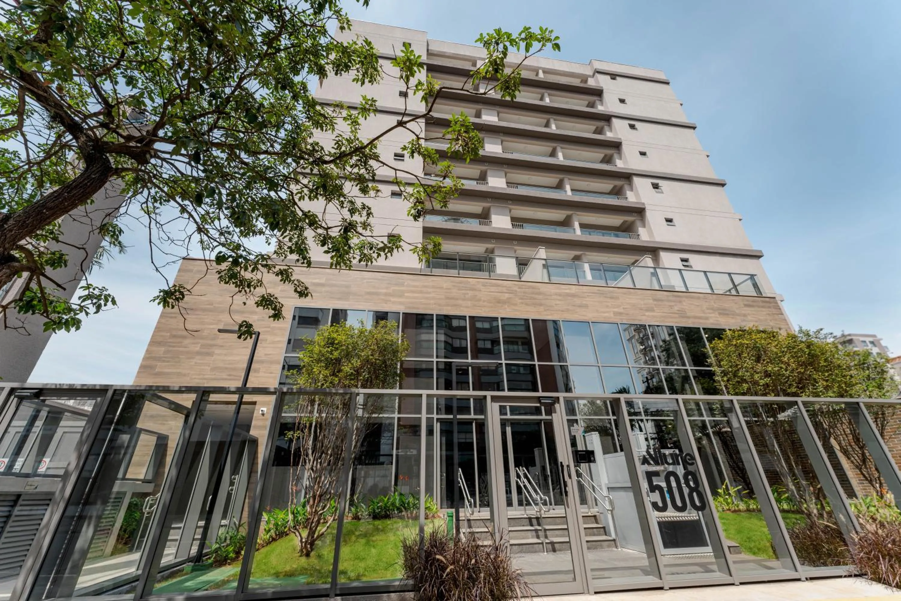 Facade/entrance in Apartamentos Studio Allure Moema - Com café da manhã e Valet opcional, Recepção 24 horas