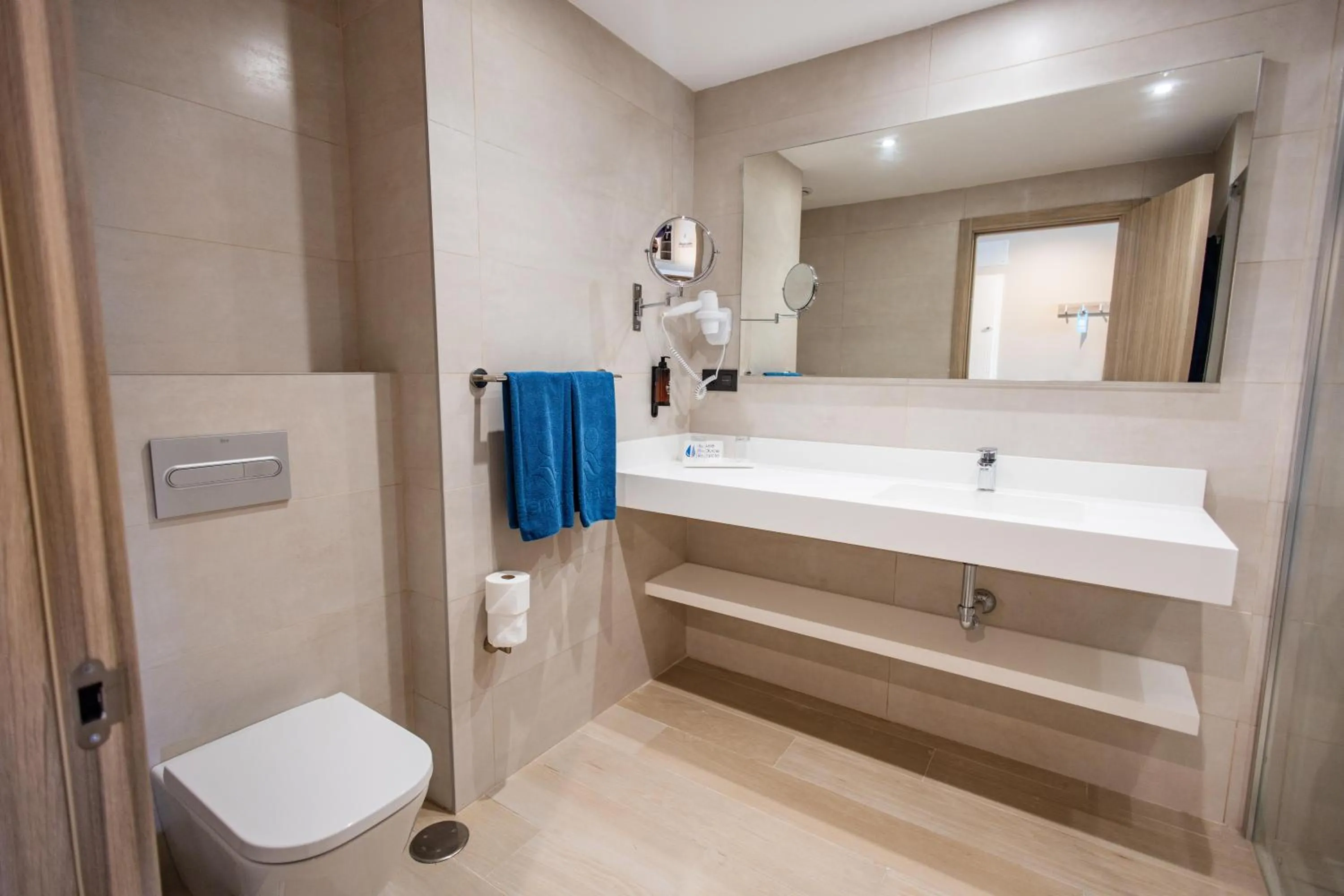 Bathroom in Servatur Puerto Azul