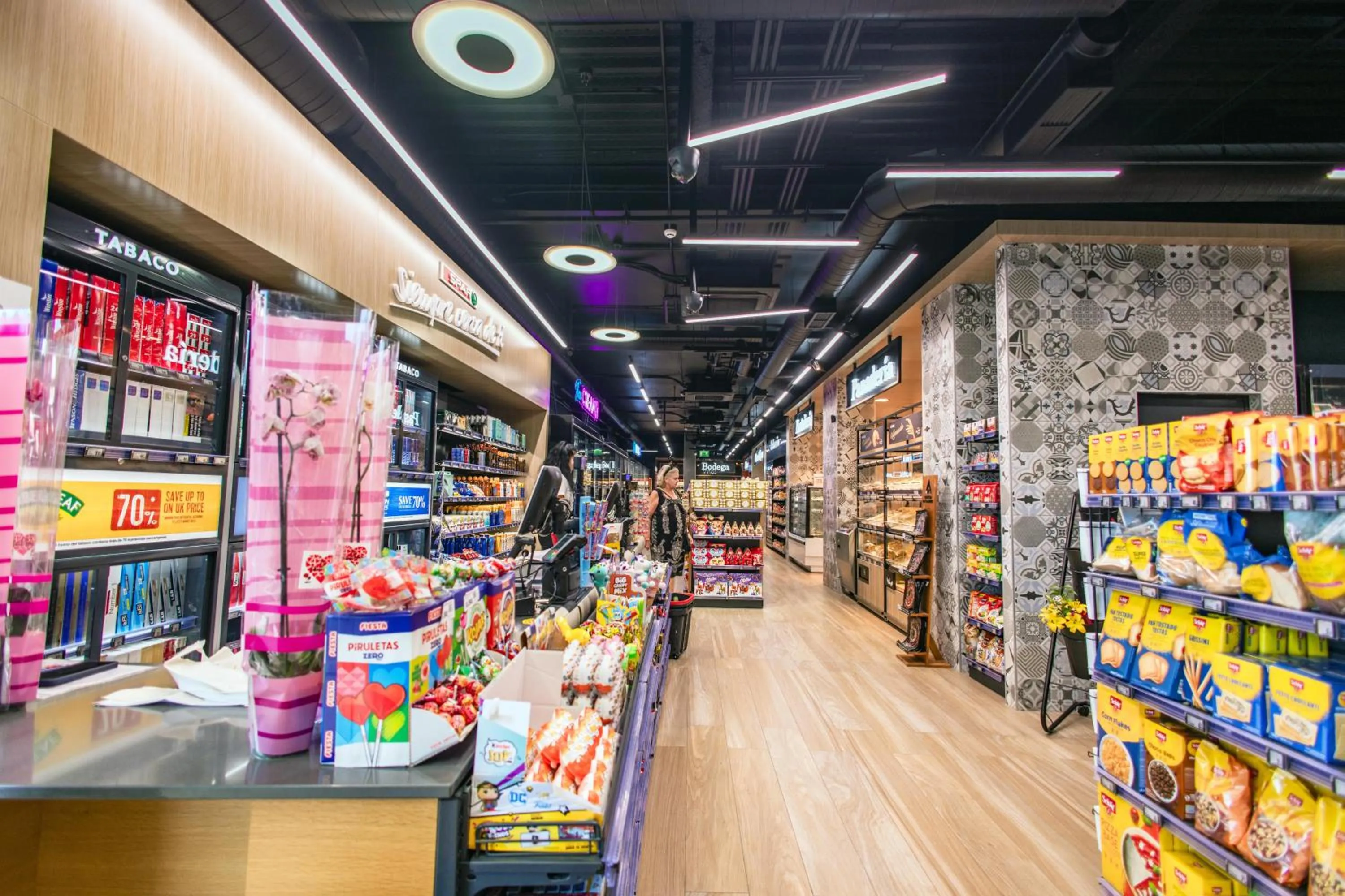 Shopping Area in Servatur Puerto Azul