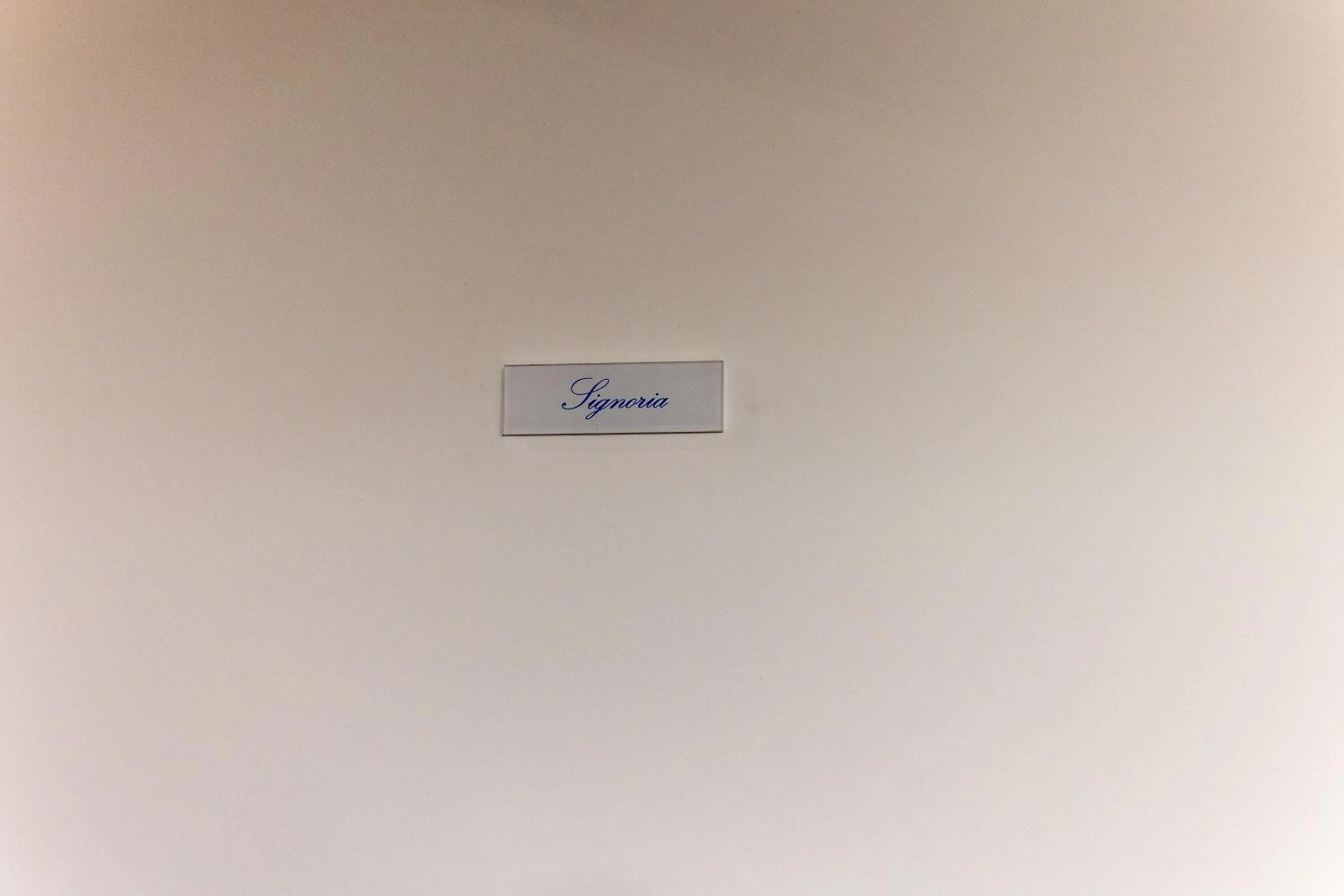 Bedroom in Room Eleven