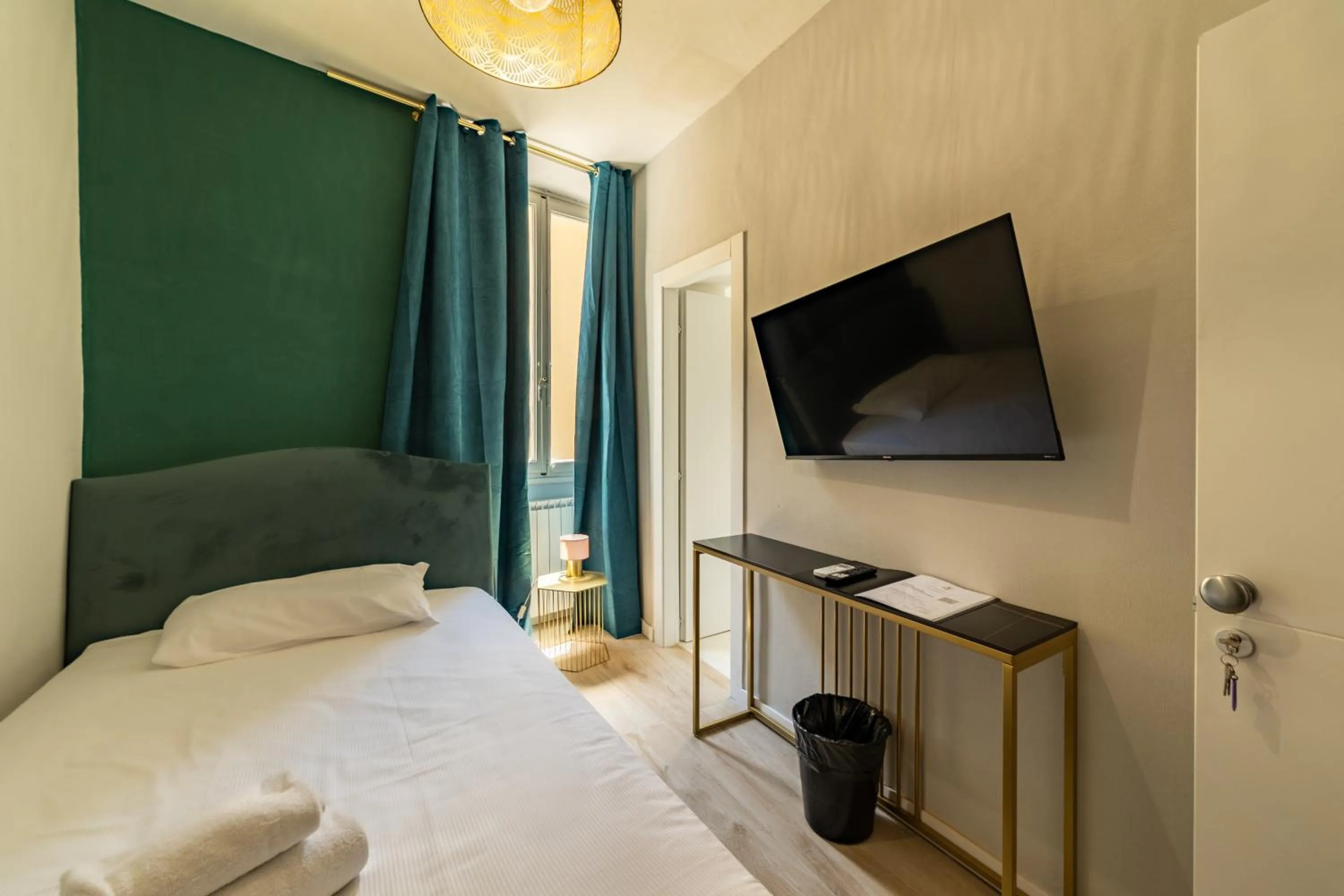 Bedroom, Bed in Room Eleven