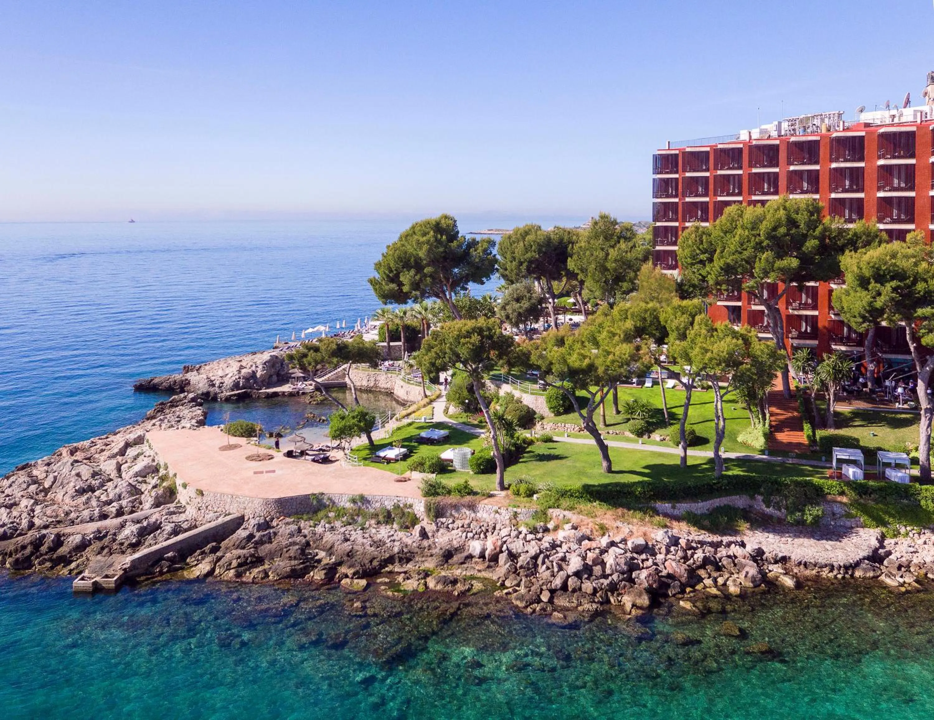 Property building in Hotel de Mar Gran Meliá - Adults Only - The Leading Hotels of the World