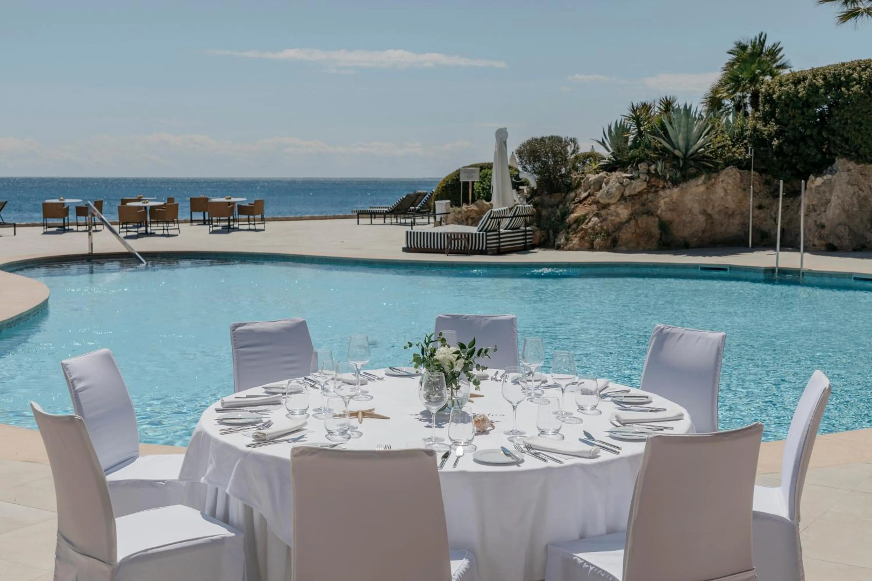 Swimming pool in Hotel de Mar Gran Meliá - Adults Only - The Leading Hotels of the World