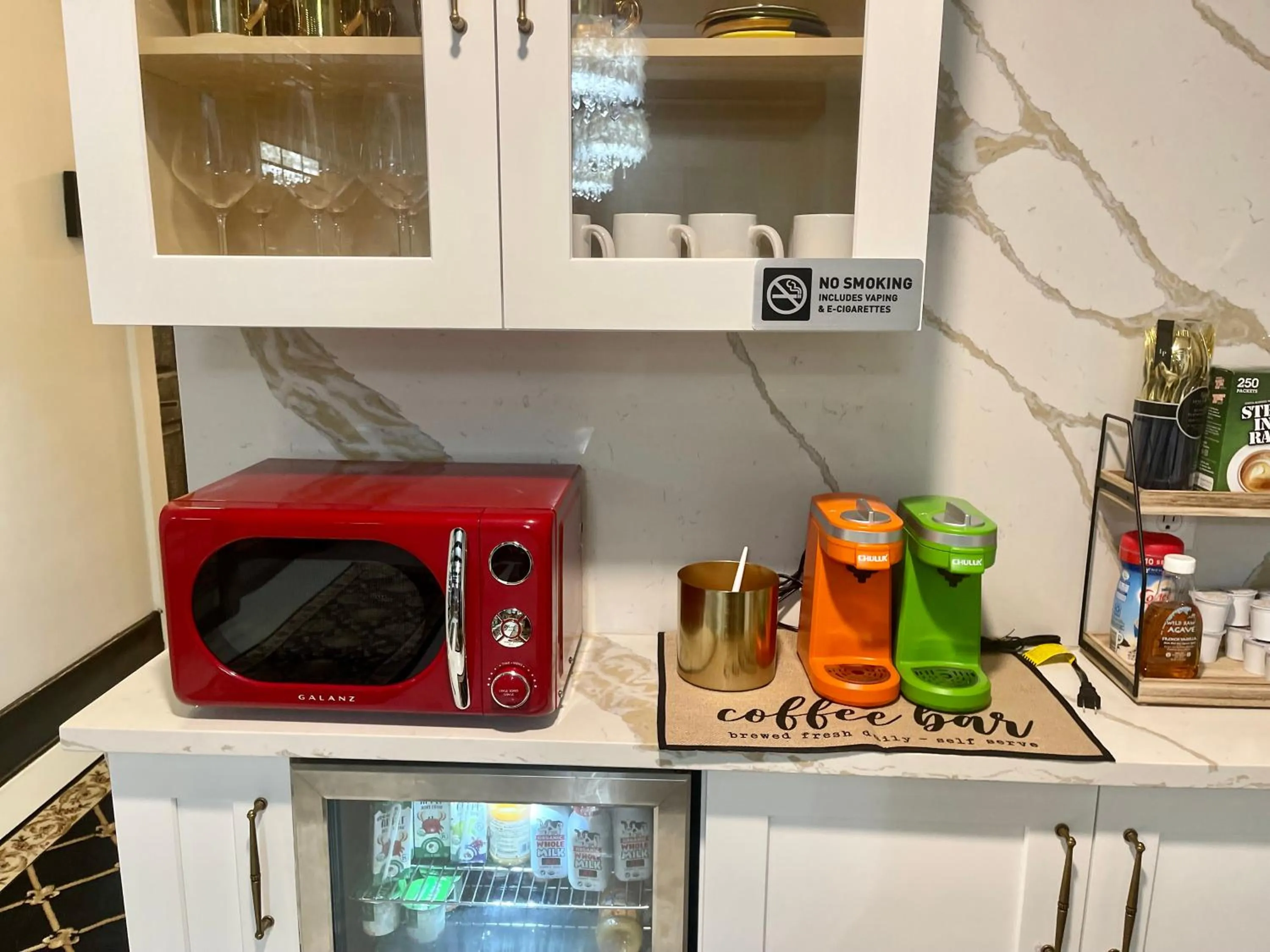 Restaurant/places to eat in Prestige Collection, Hotel Boutique