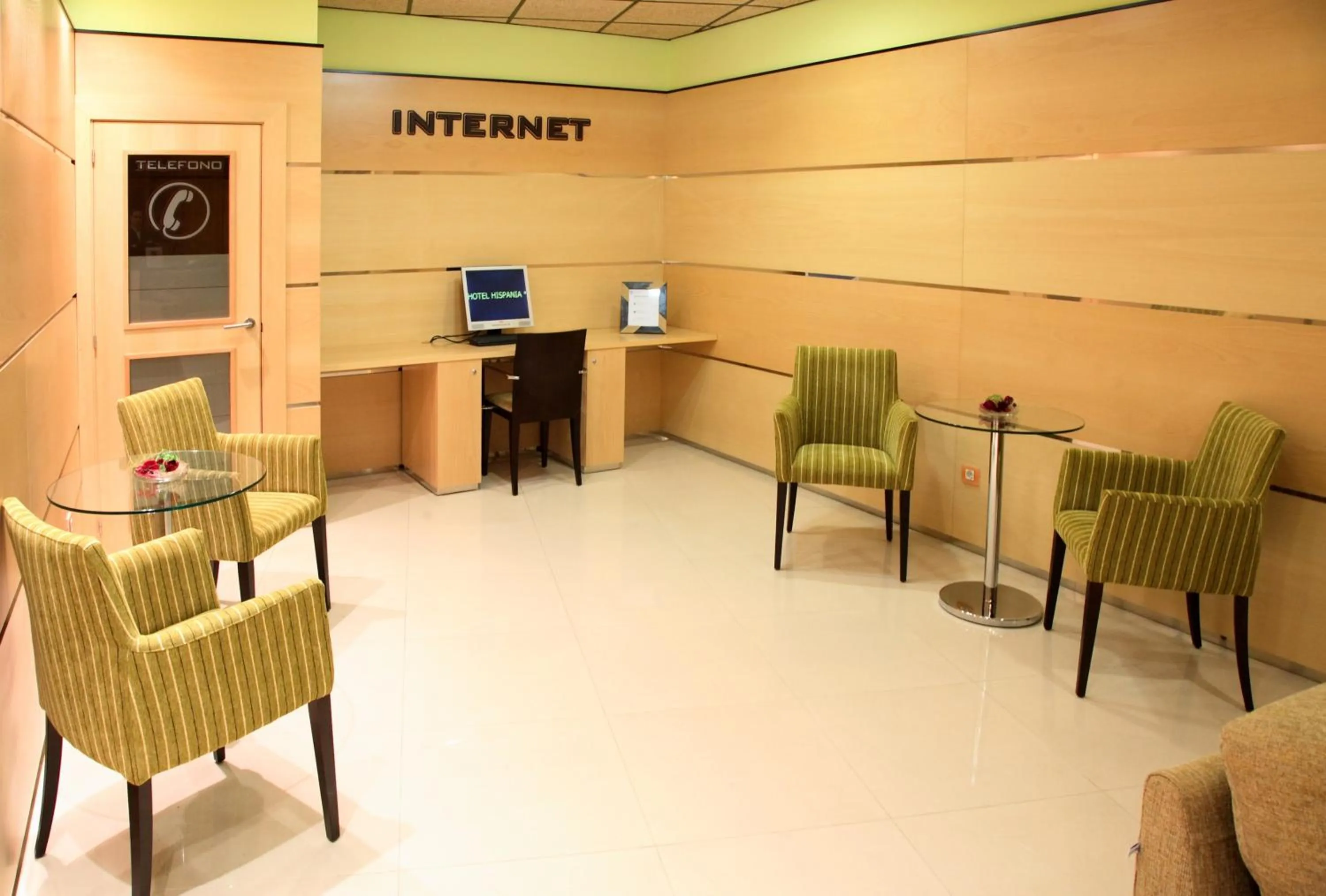 TV and multimedia in Hotel Hispania