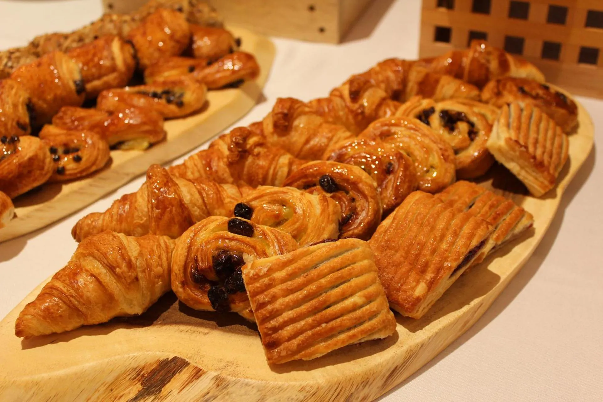 Restaurant/places to eat in Hotel Villamadrid