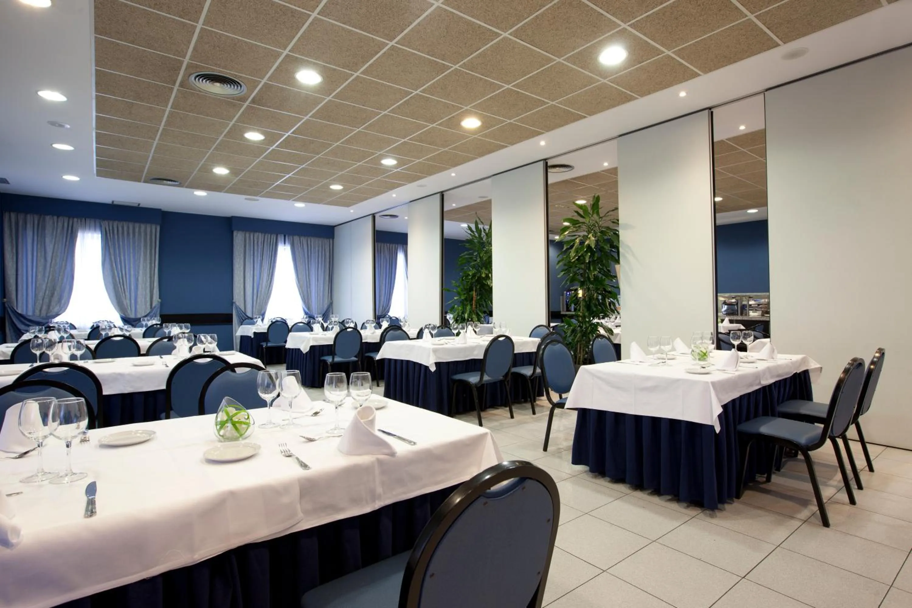 Restaurant/places to eat in Hotel Ciudad de Alcañiz