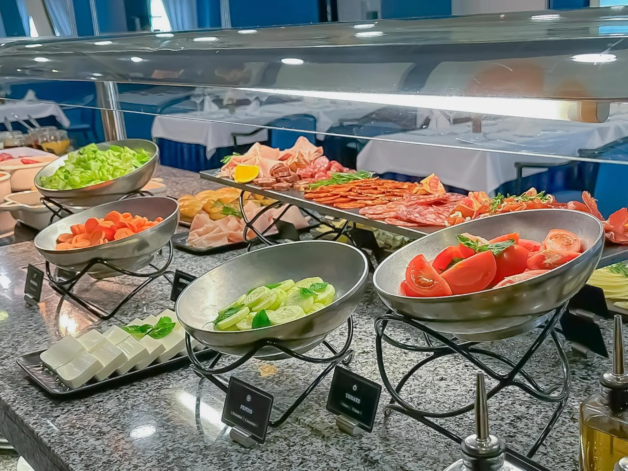 Buffet breakfast in Hotel Ciudad de Alcañiz