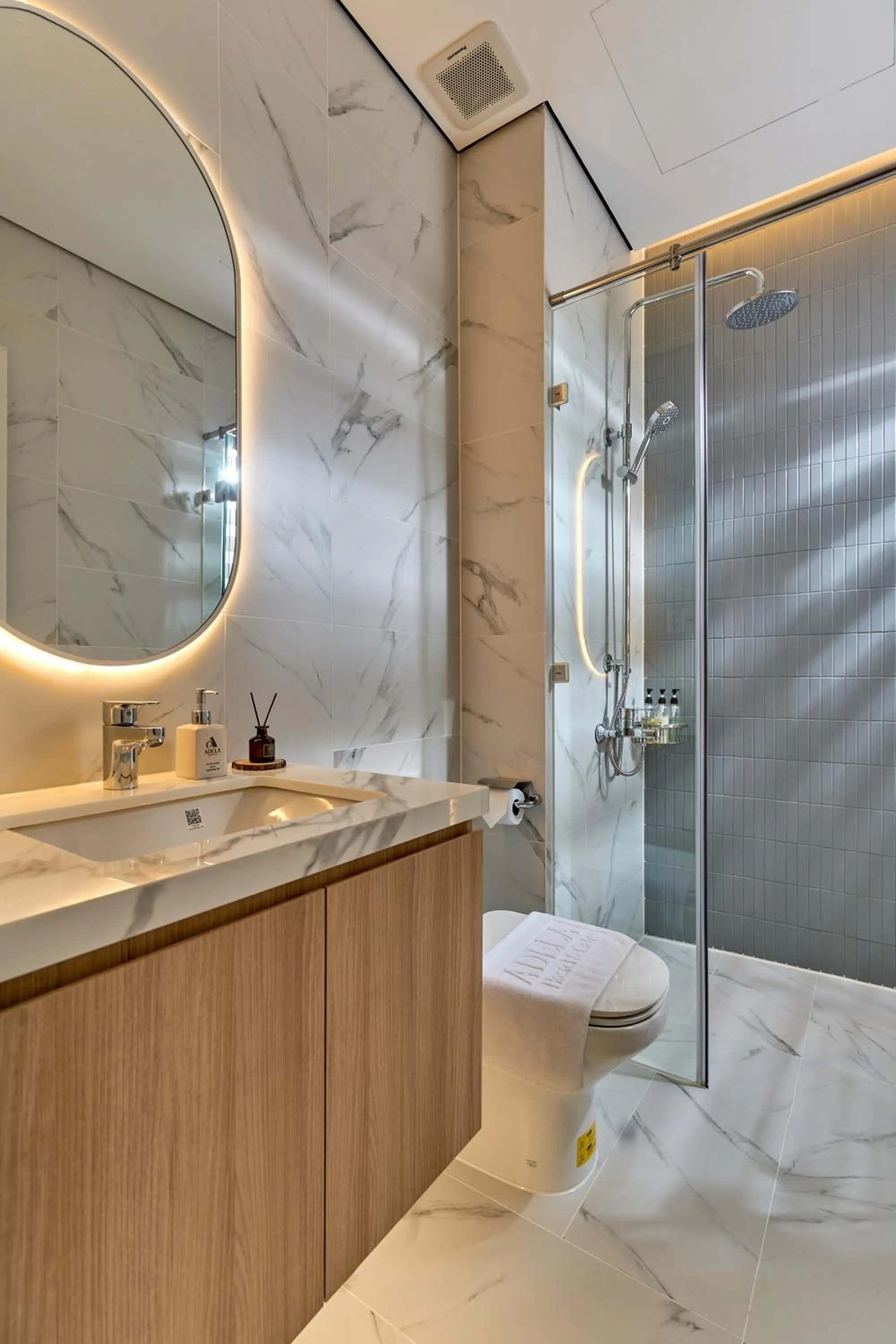 Toilet in Adela Hotel Dalat