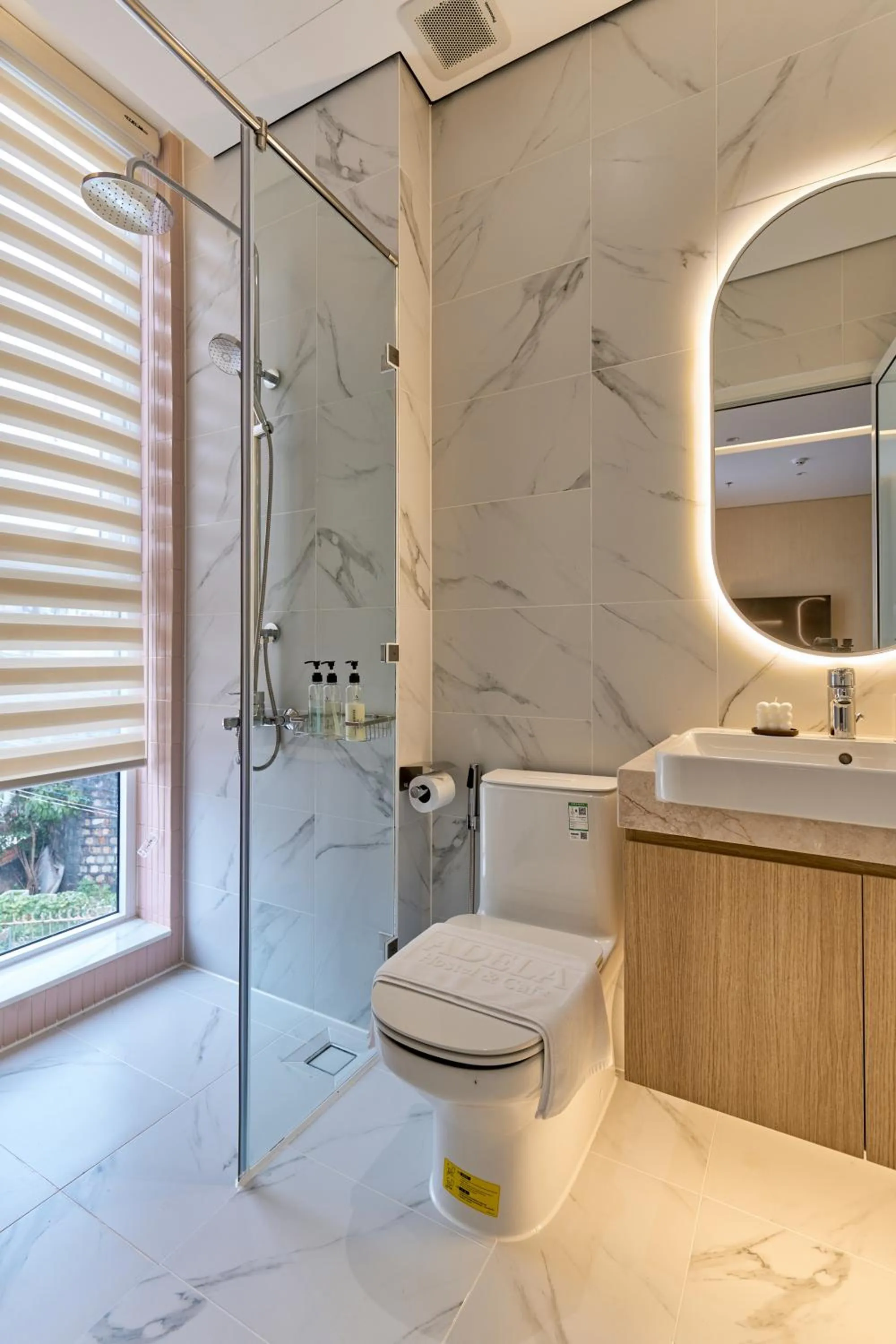 Shower in Adela Hotel Dalat