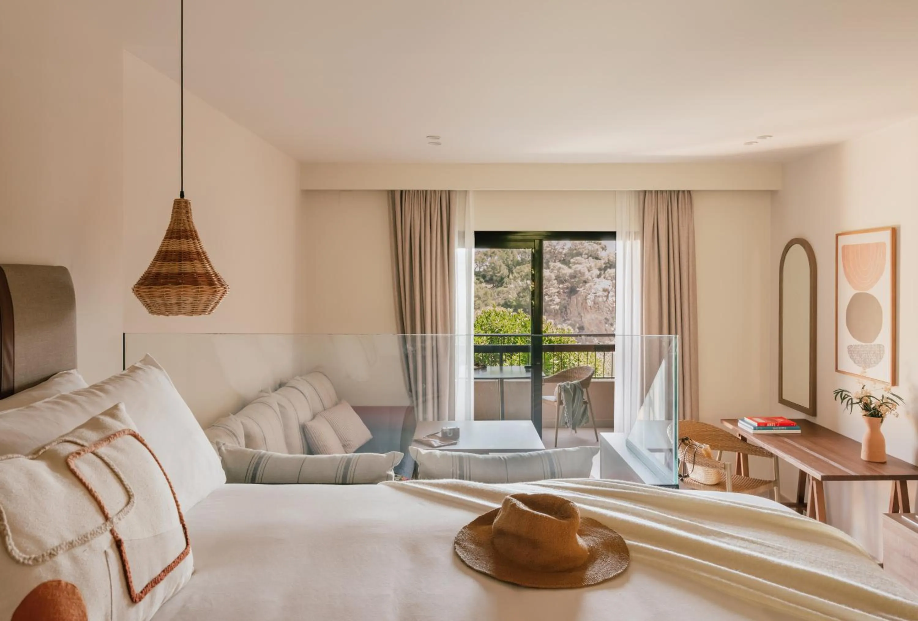 Bed in Zel Costa Brava