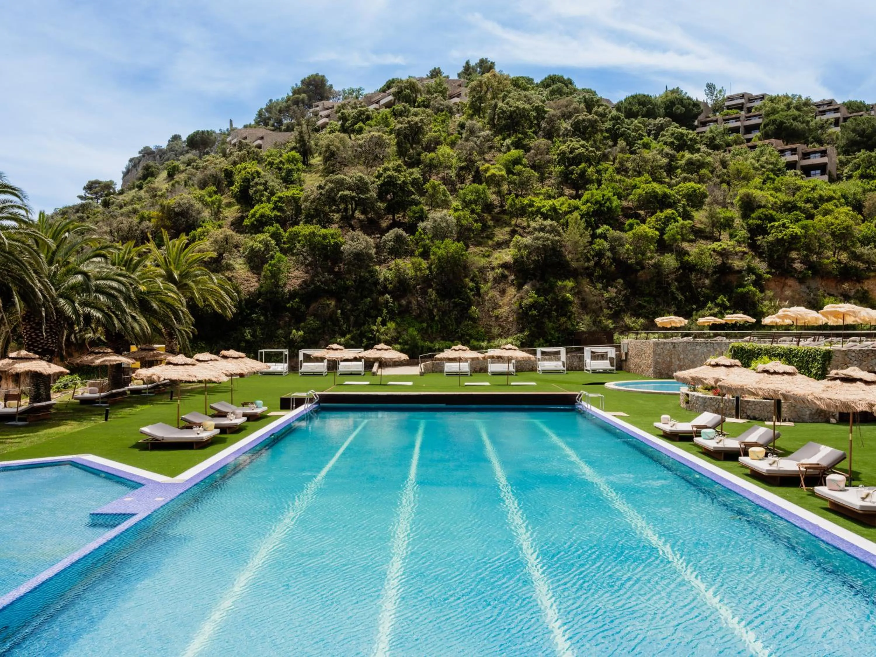 Swimming pool in Zel Costa Brava