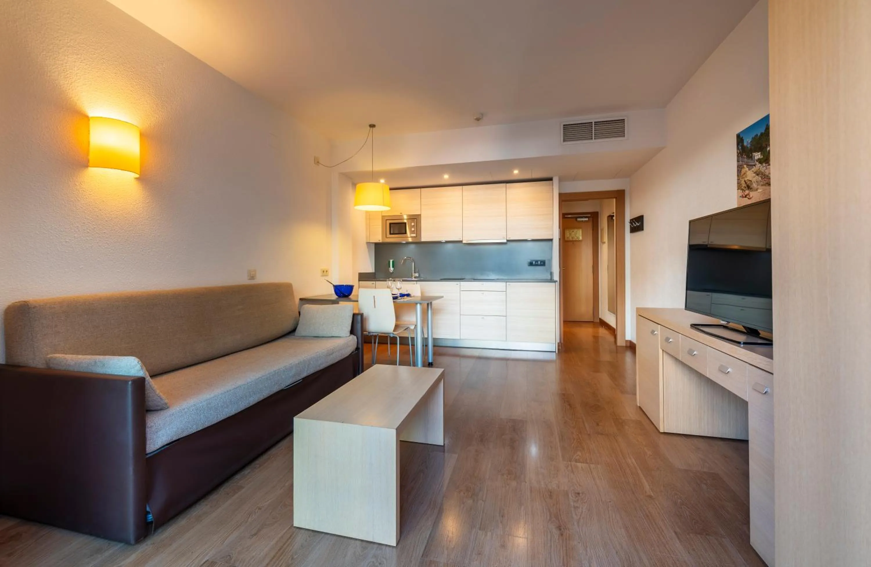 Living room in Almirall Apartaments