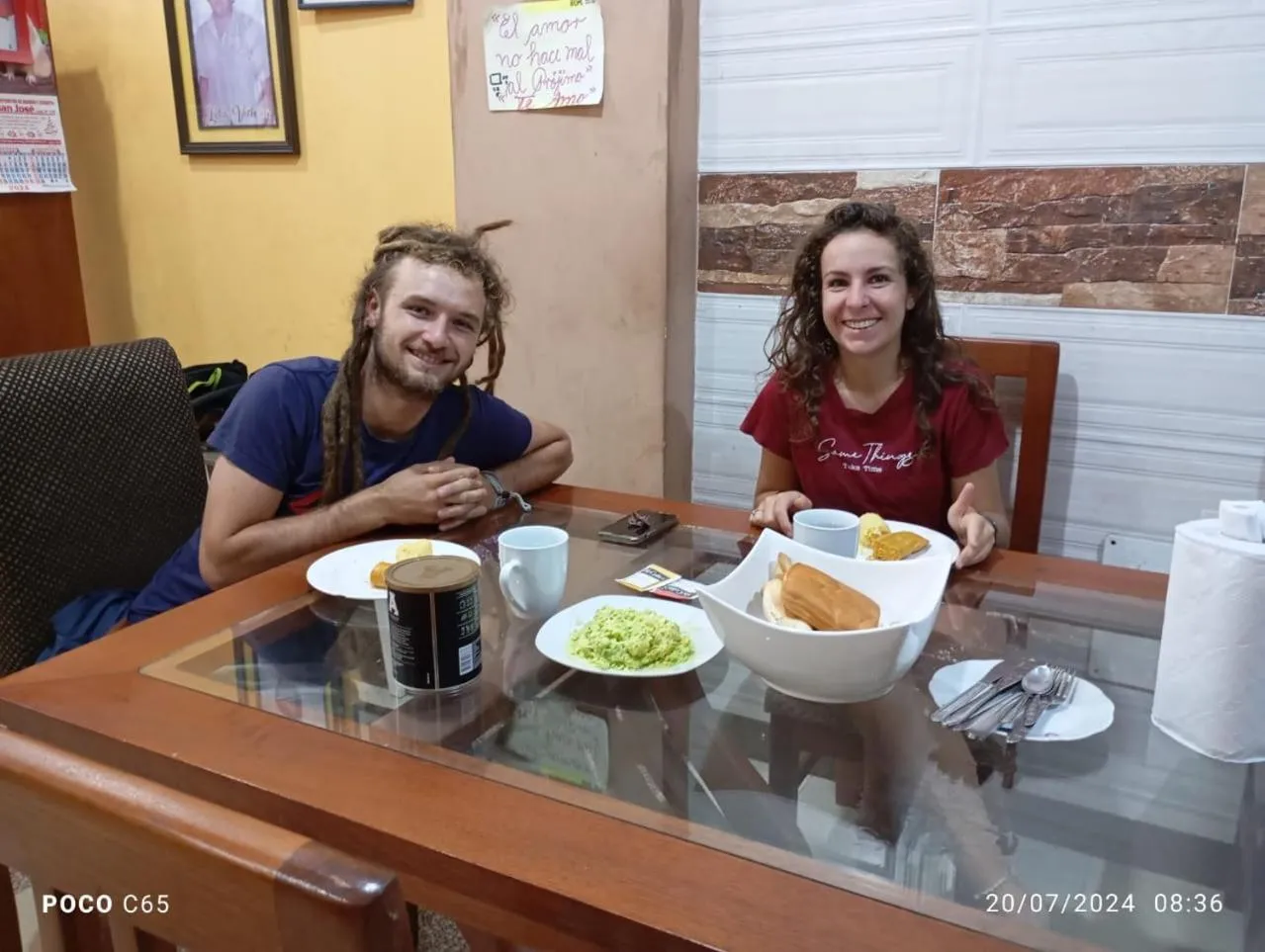 Restaurant/places to eat in Emanuel&Cavita