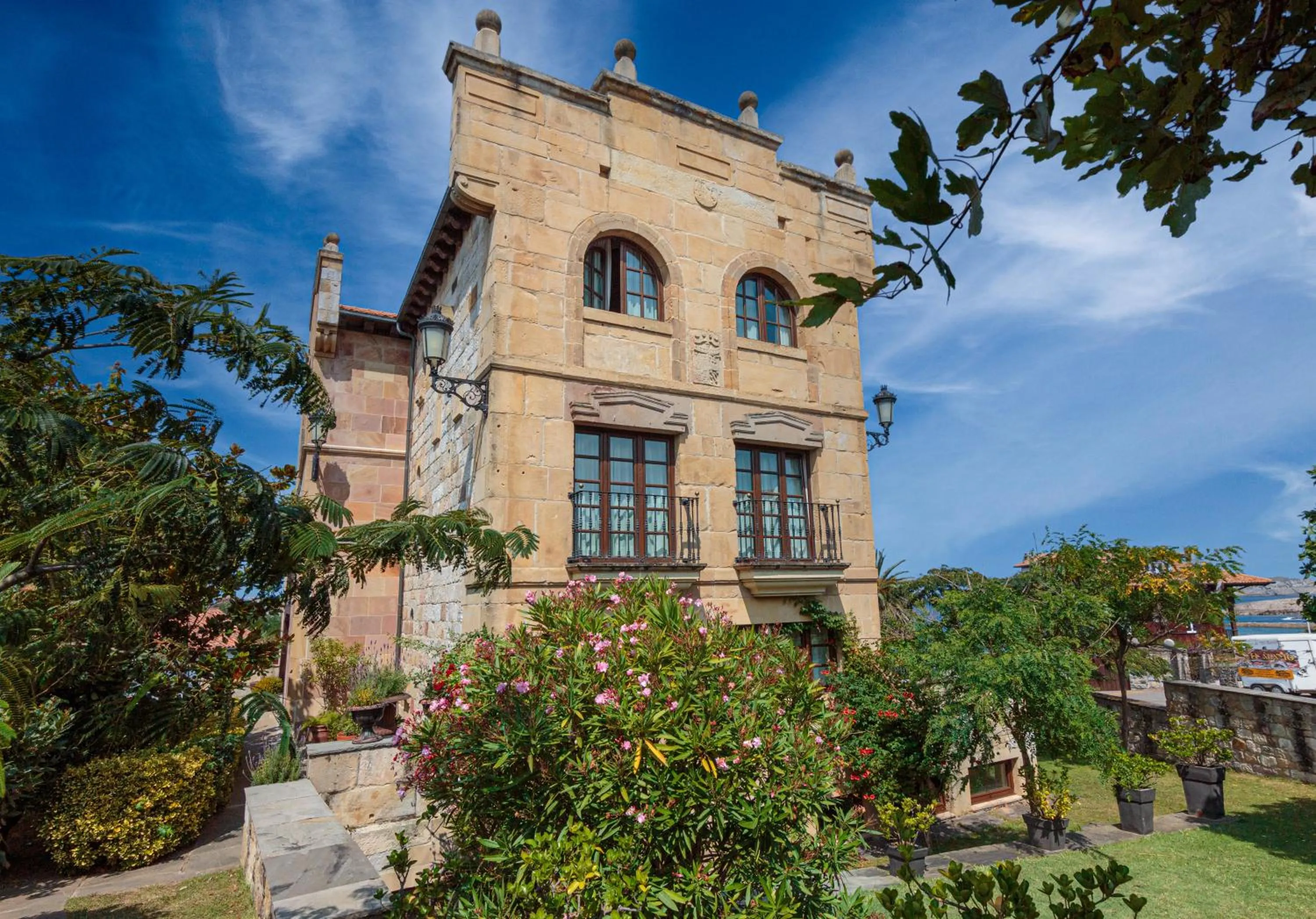 Property building in Apartamentos Costa Esmeralda