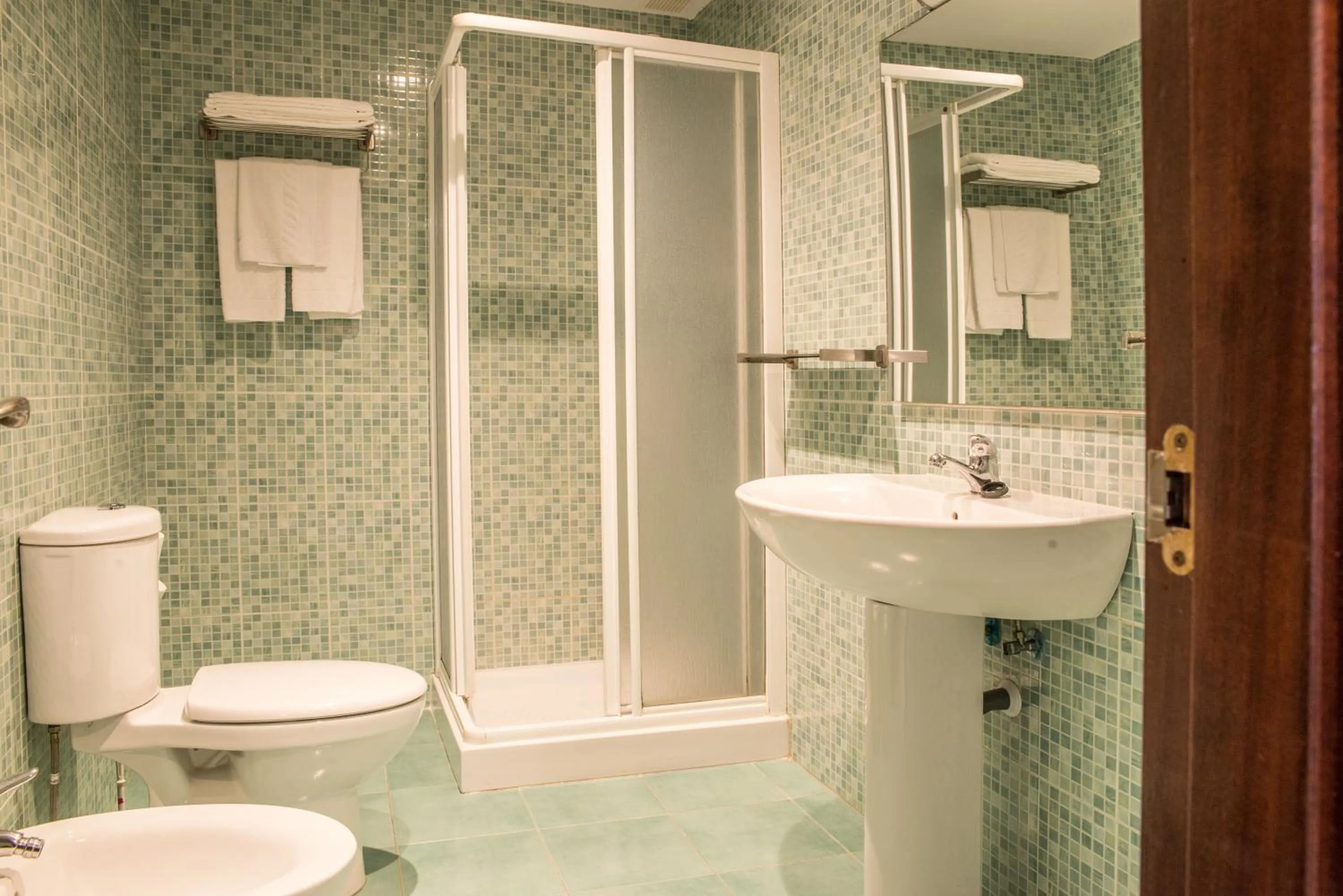 Shower in Apartamentos Costa Esmeralda