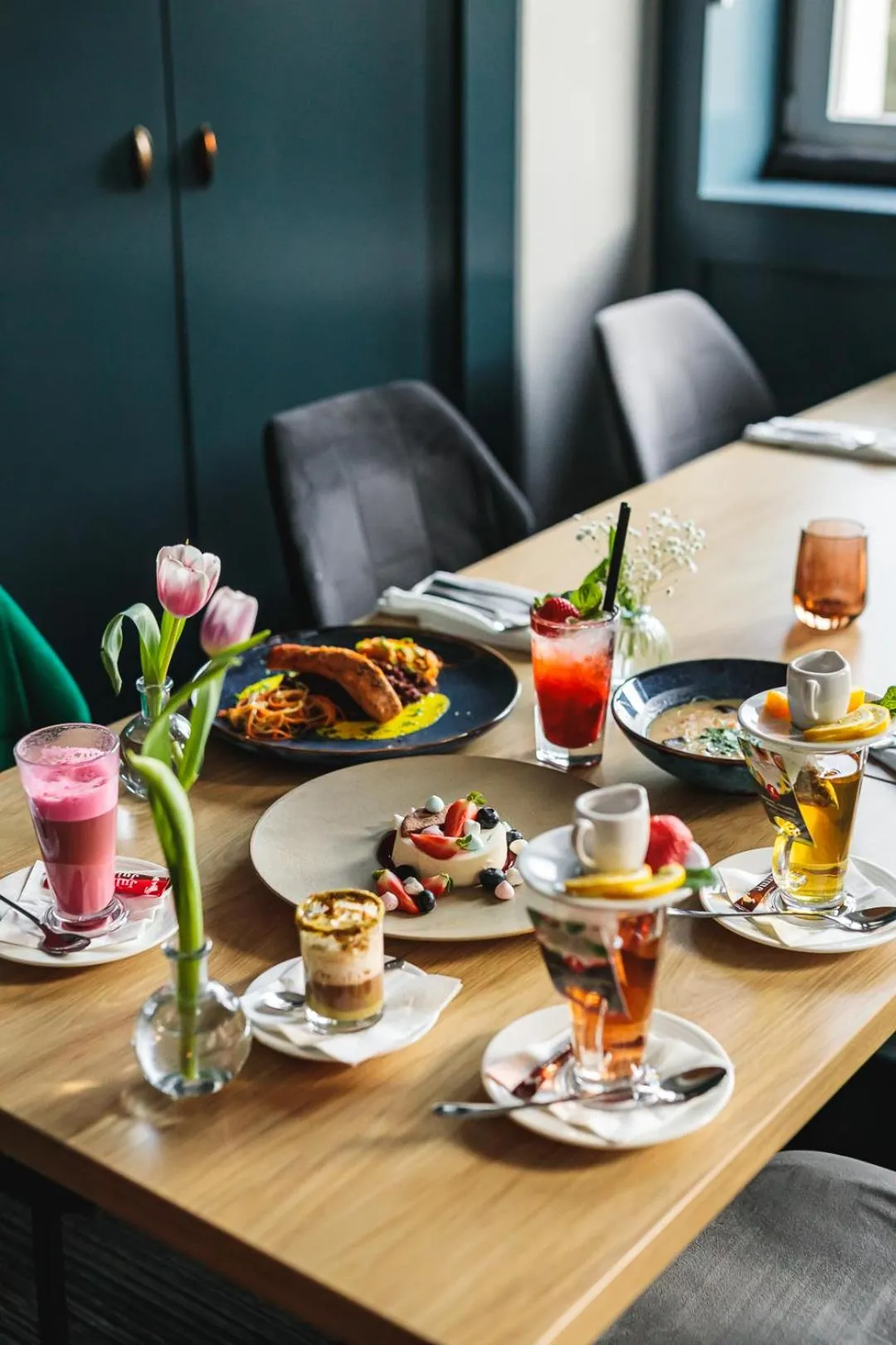 Food in Hotel Akwawit