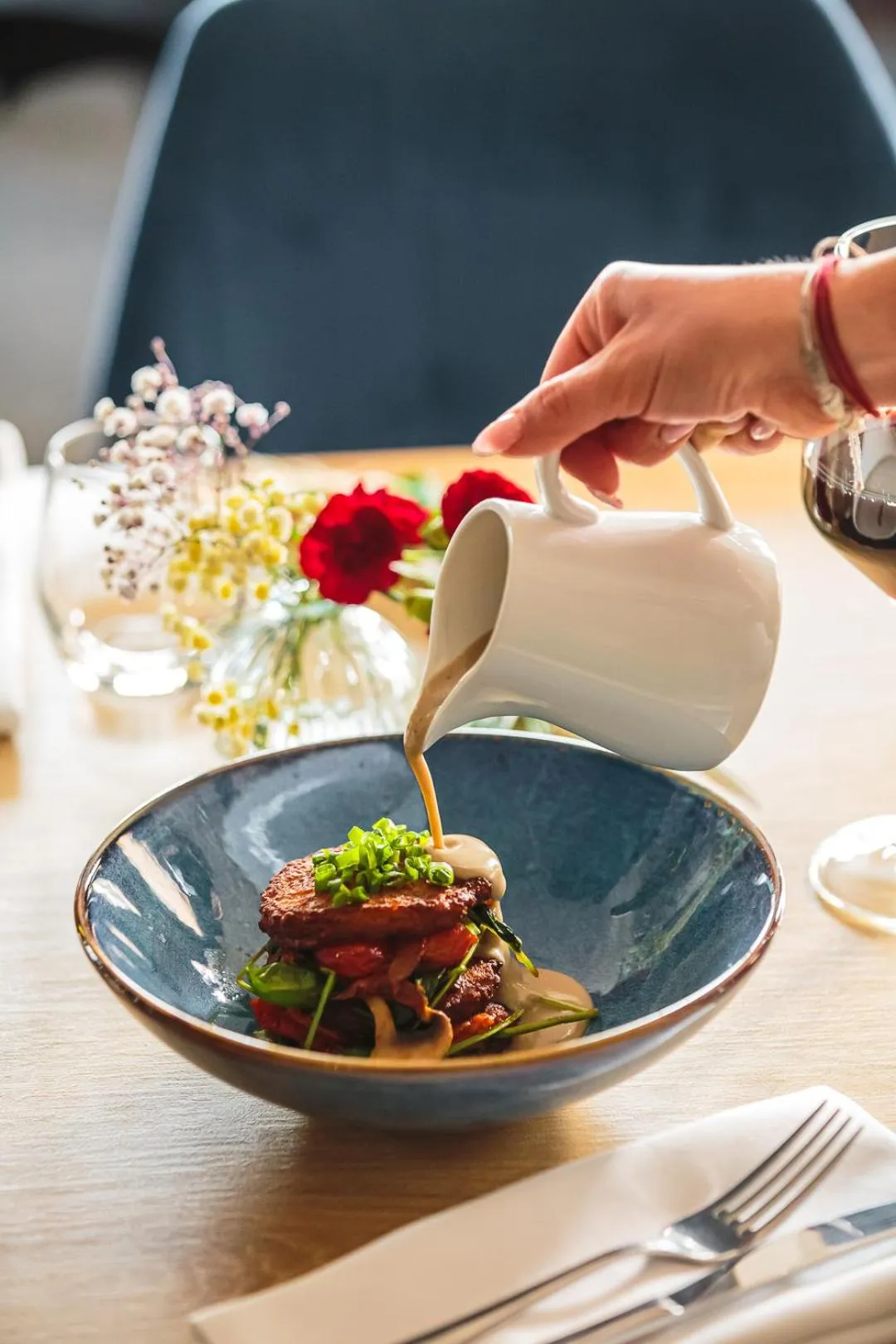 Restaurant/places to eat in Hotel Akwawit