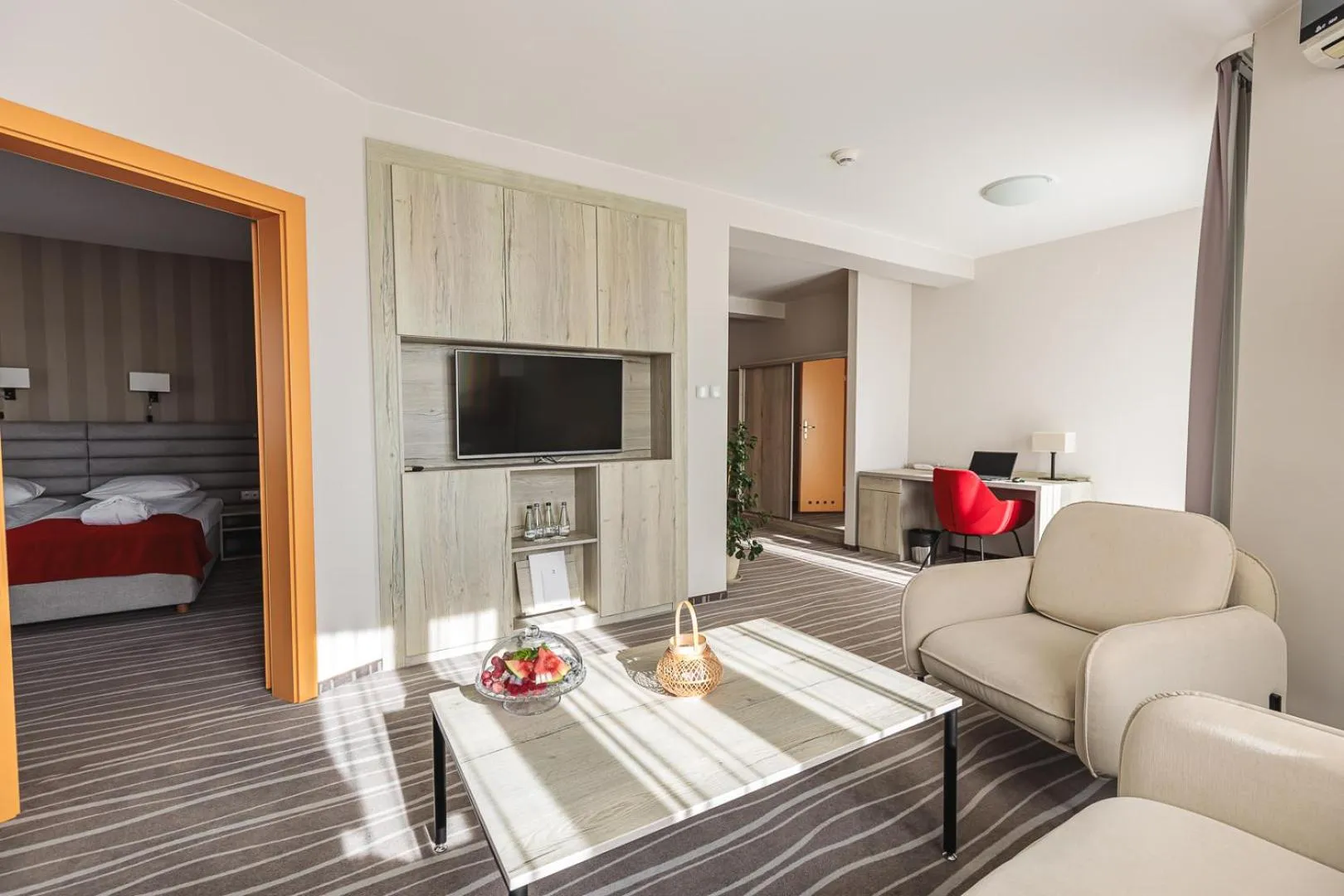 TV and multimedia in Hotel Akwawit