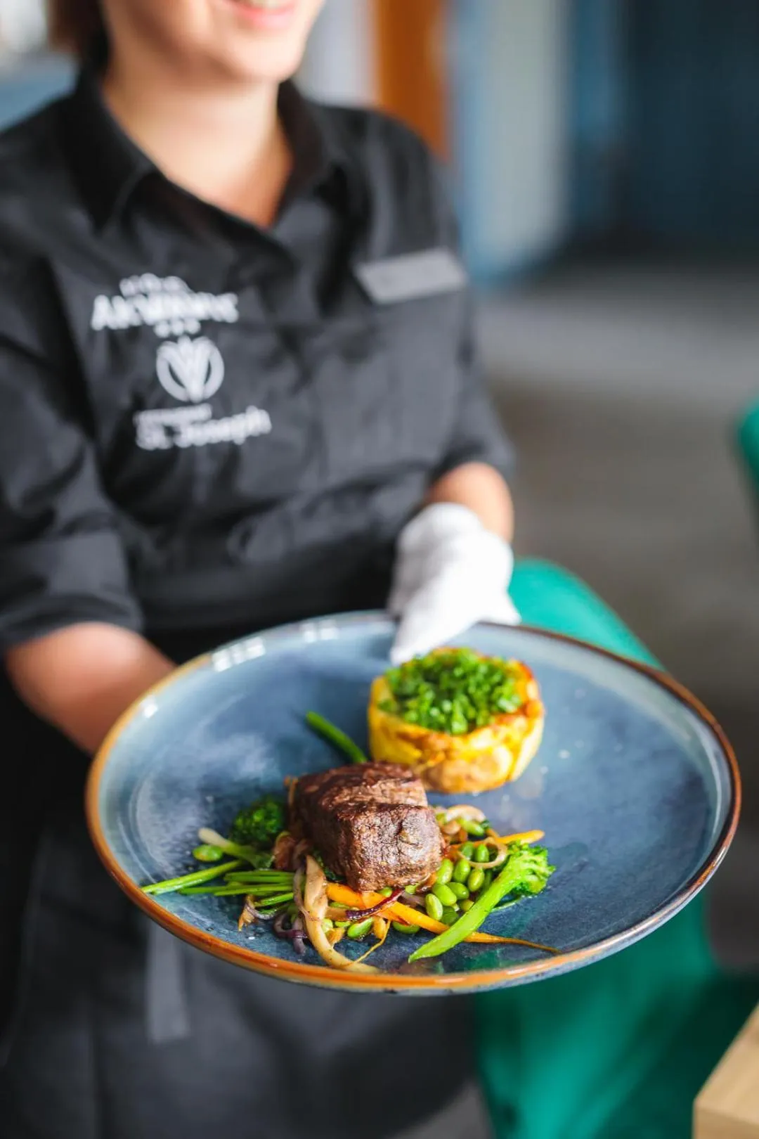 Restaurant/places to eat in Hotel Akwawit