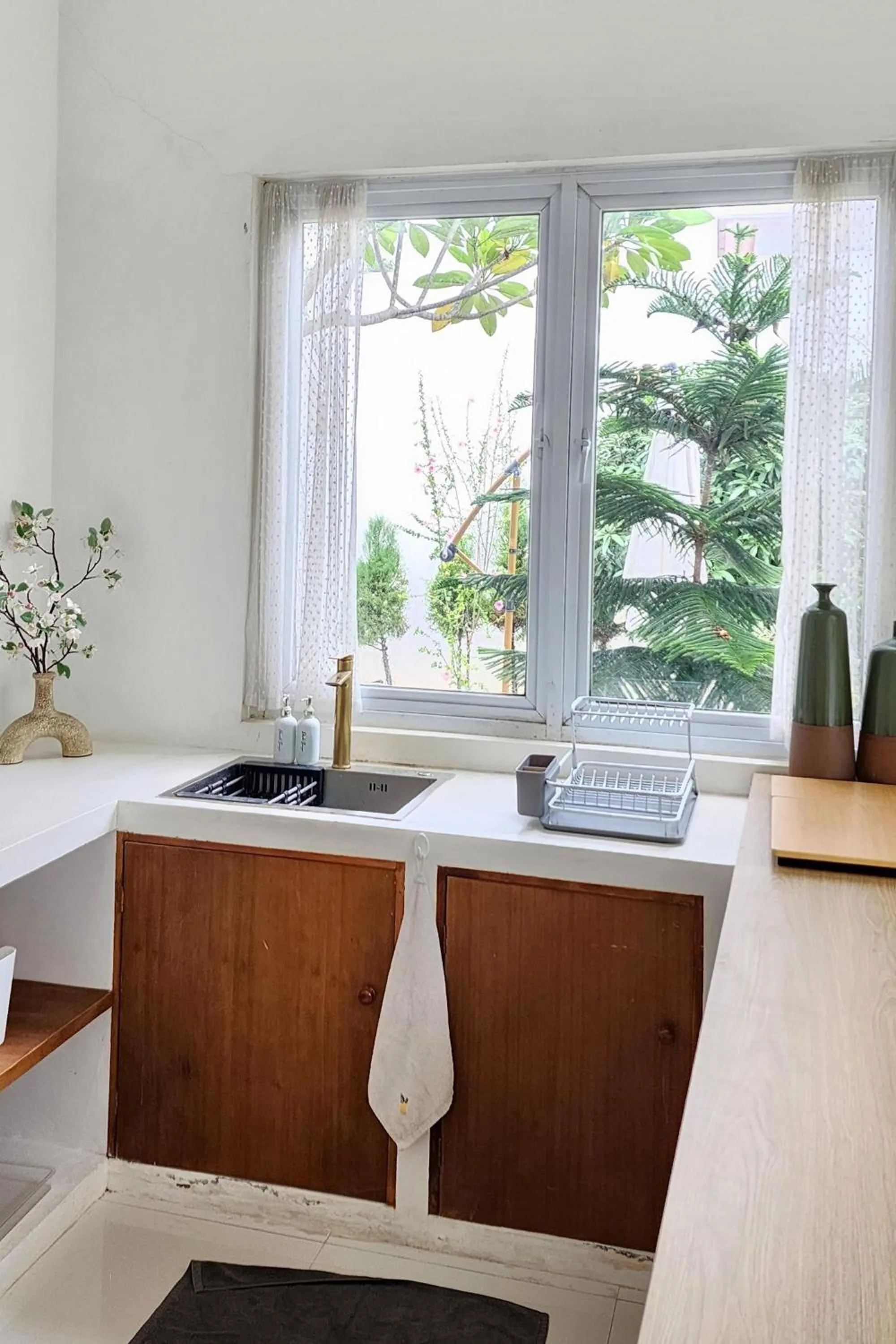 Kitchen or kitchenette in Floraison Living Villa Yogyakarta