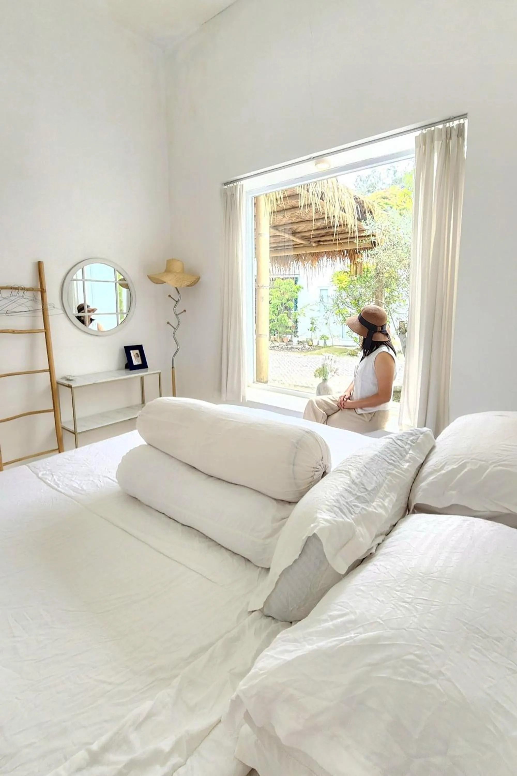 Bedroom, Bed in Floraison Living Villa Yogyakarta