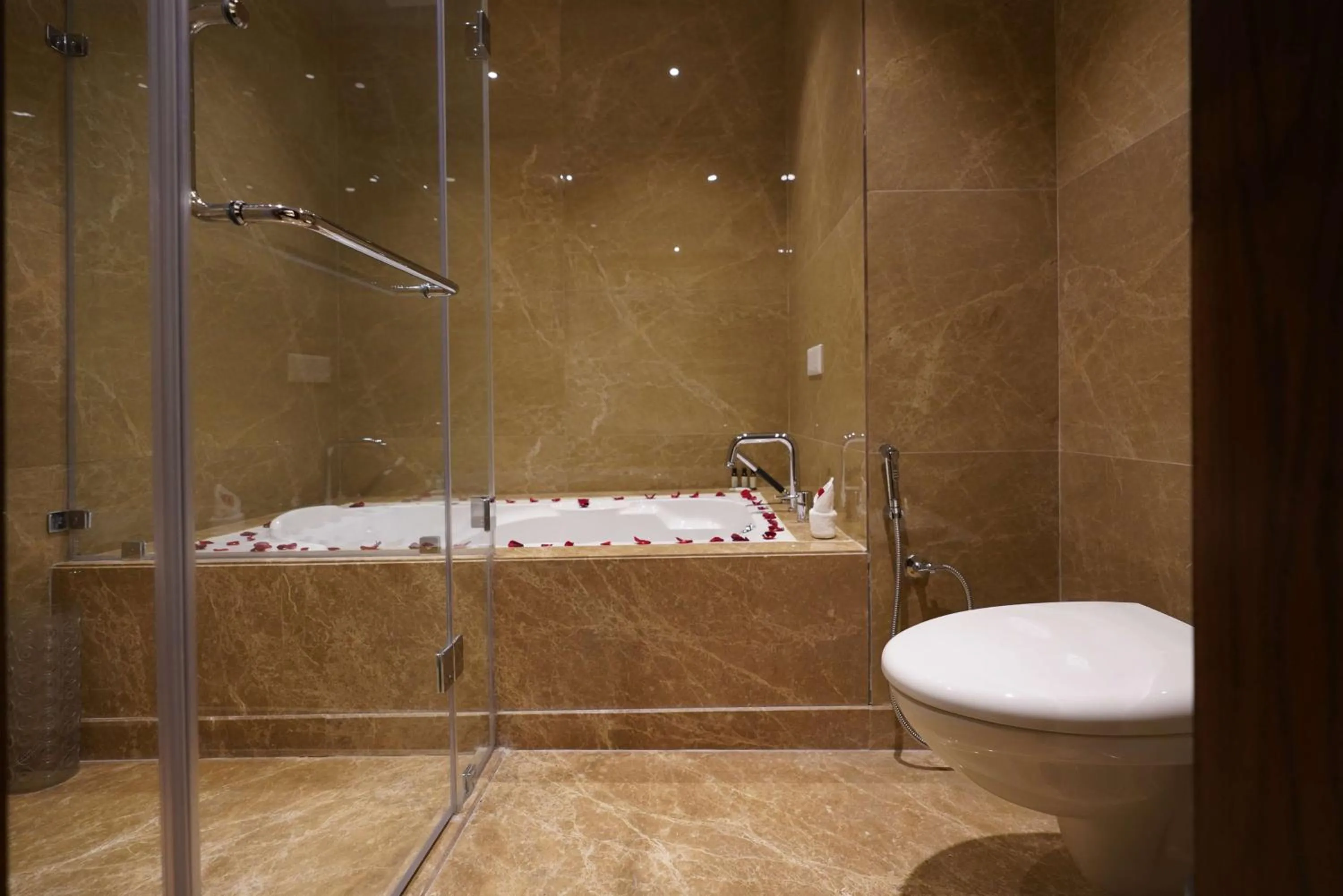 Bathroom in Best Western Plus Chandigarh Mohali