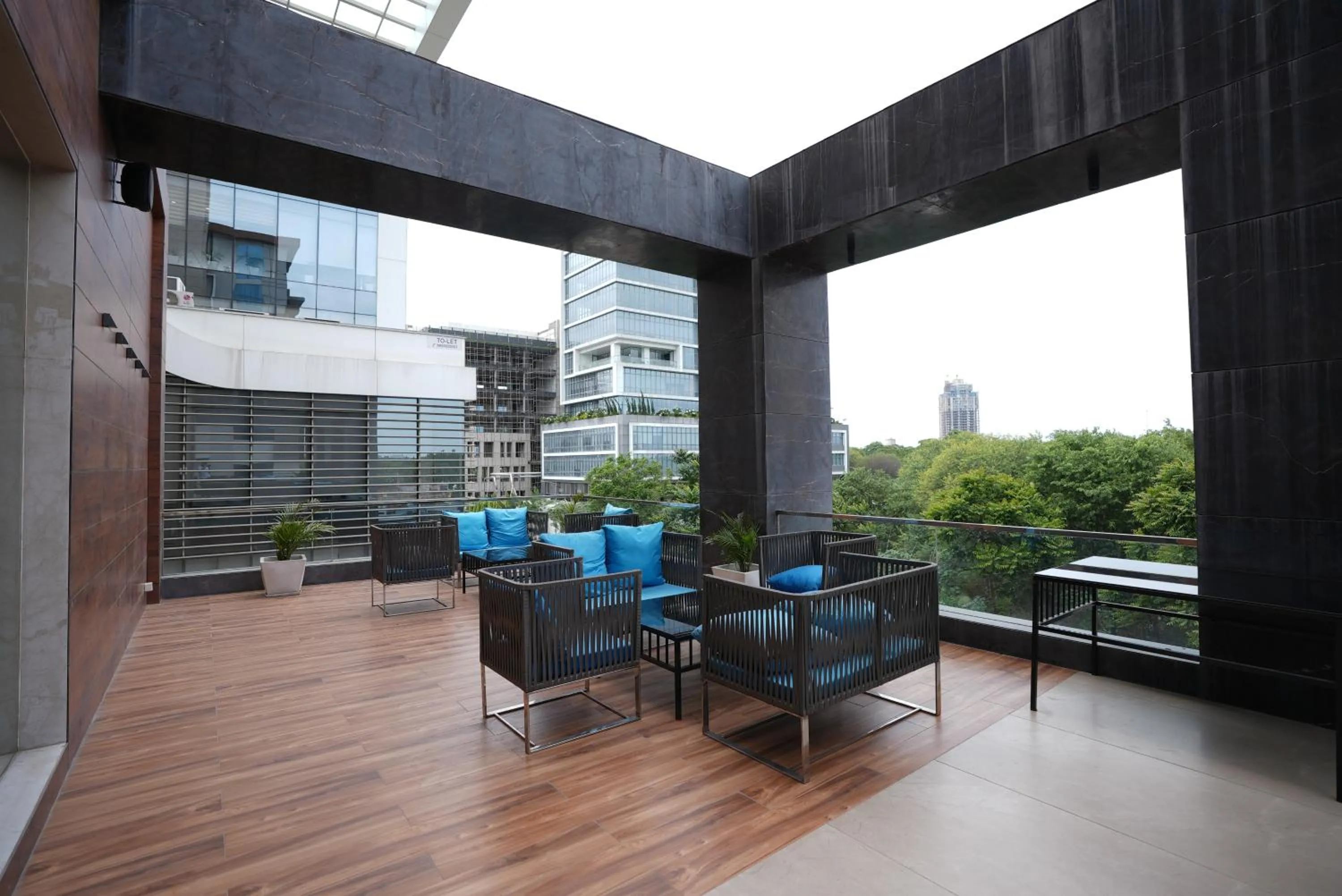 Restaurant/places to eat in Best Western Plus Chandigarh Mohali