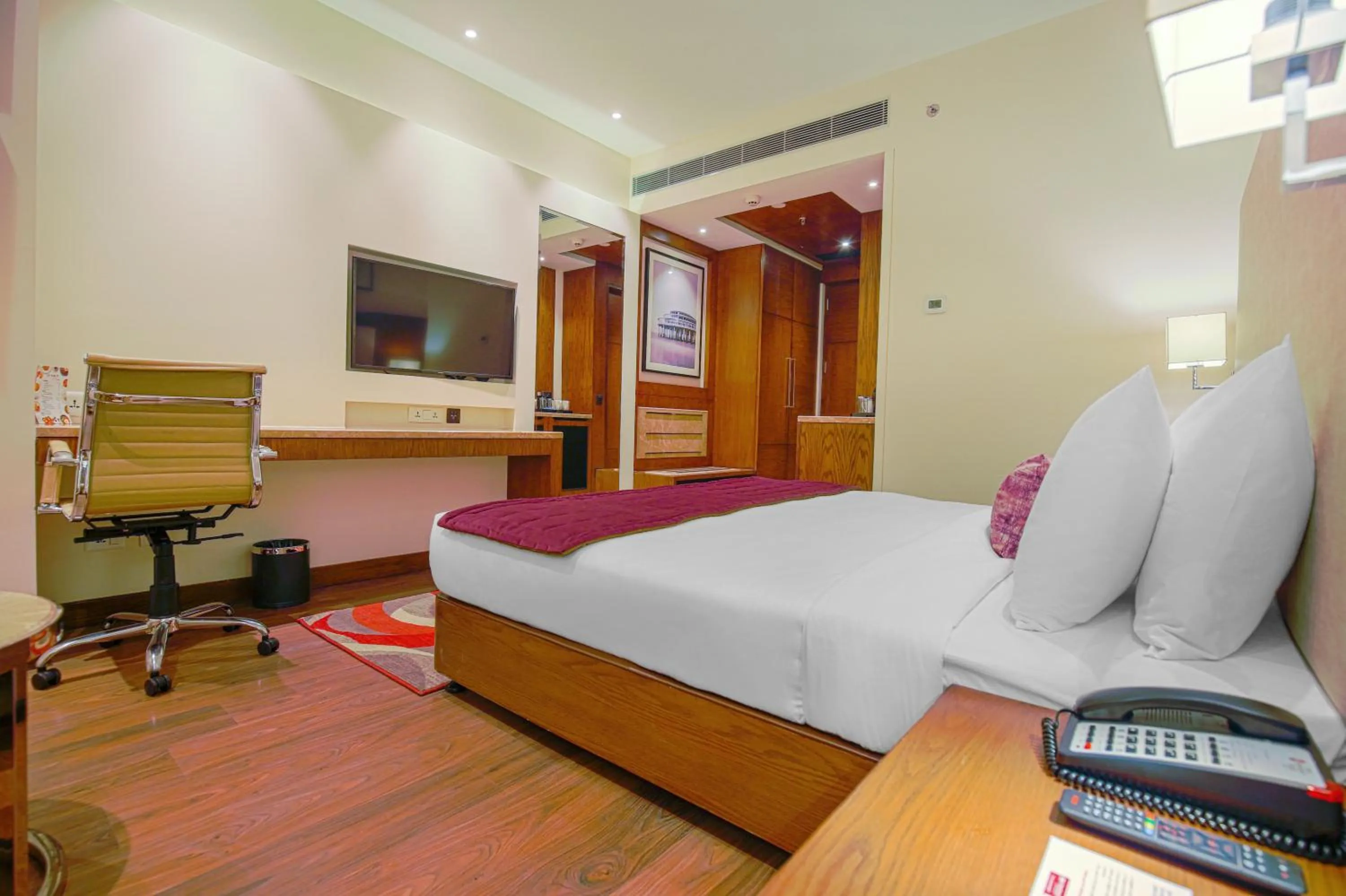Bedroom, Bed in Best Western Plus Chandigarh Mohali